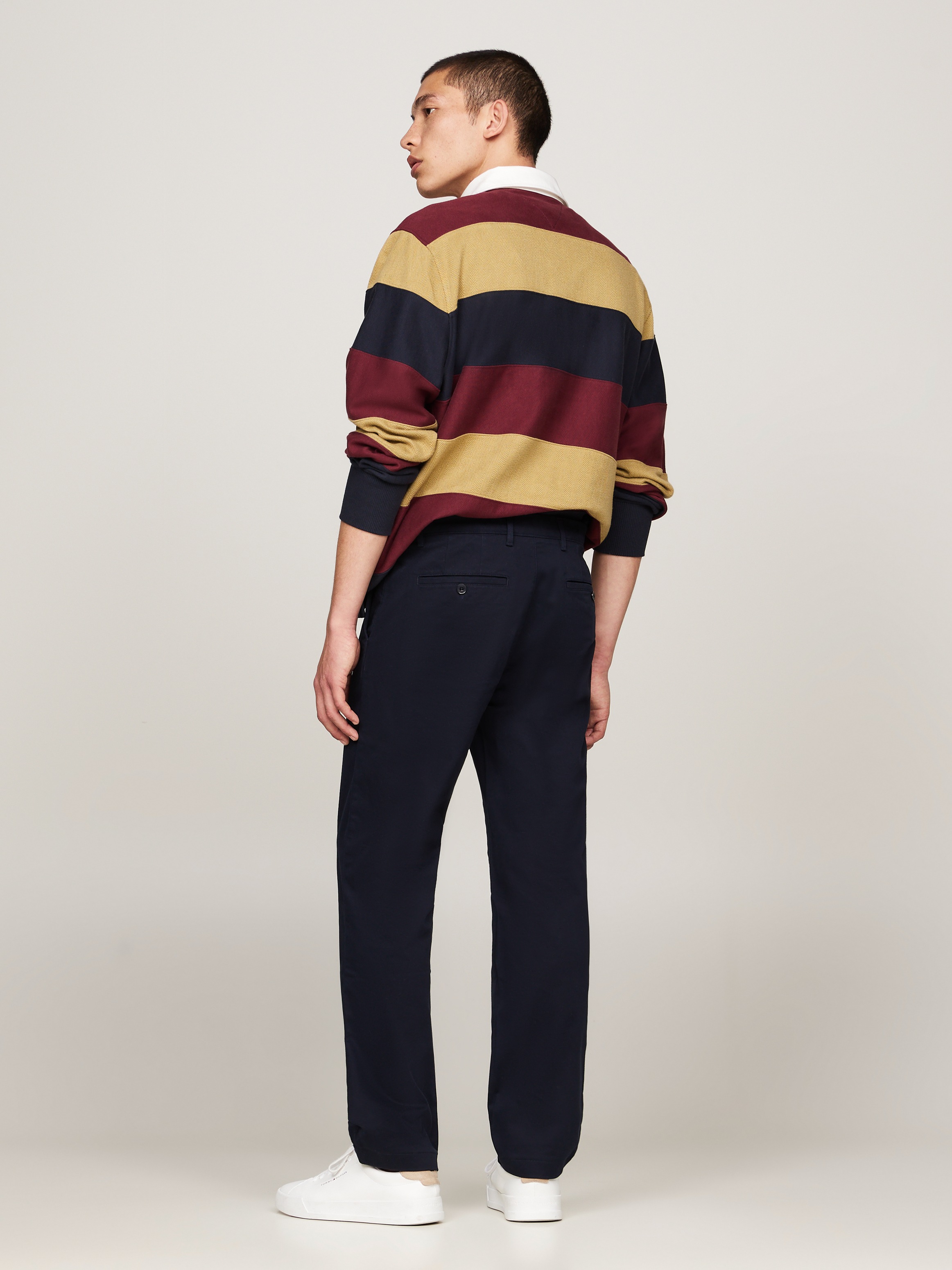 Tommy Hilfiger Chinohose »DENTON CHINO SATIN«, mit Gesässtaschen mit Knopf, Logostickerei