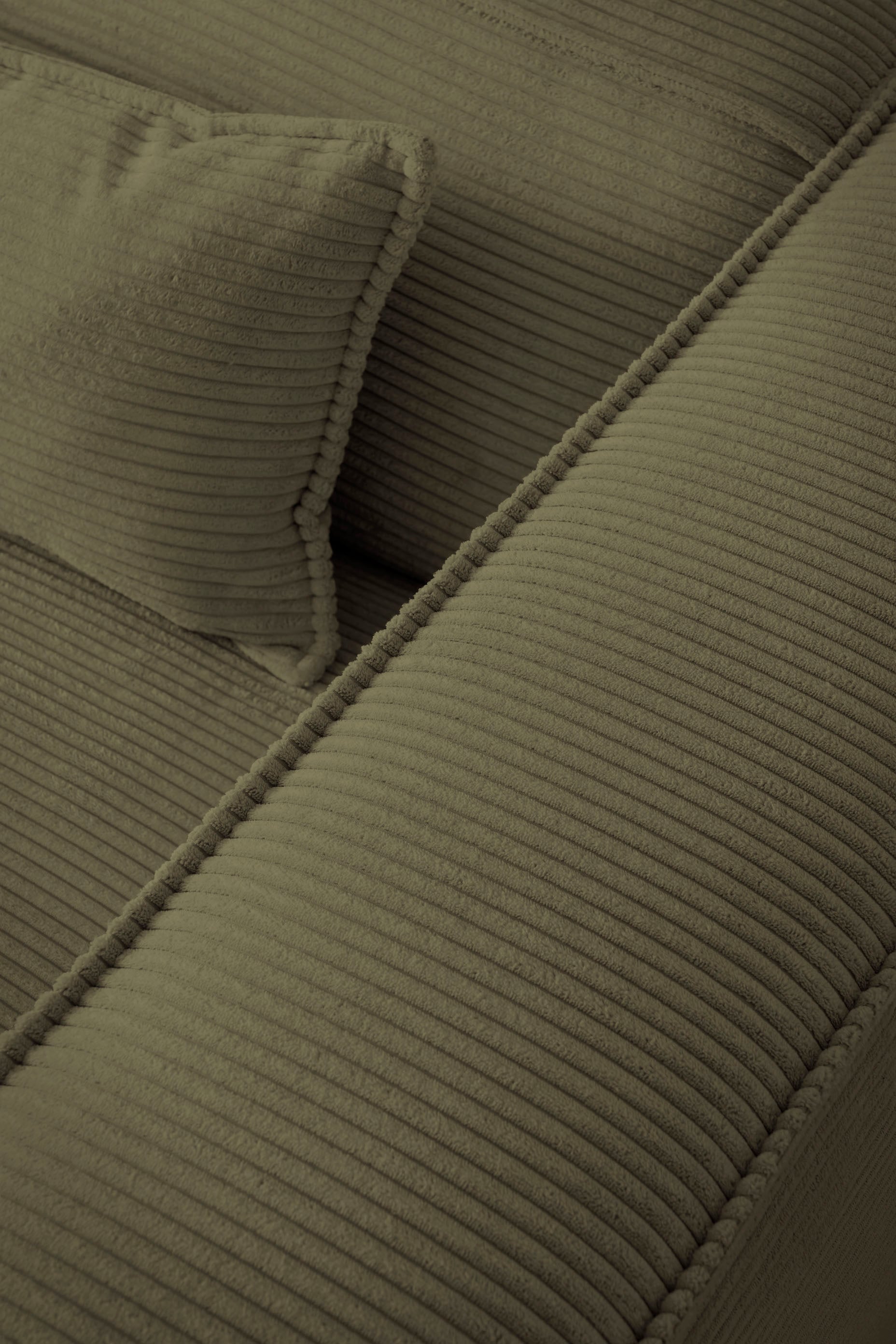 LeGer Home by Lena Gercke Polsterecke »PIARA XXL, L-Form, Schlaffunktion, Cord, Leinenoptik o. Strukturstoff«, Hocker stellbar zum Schlafsofa (Krokodilverbinder), tiefe Sitzfläche