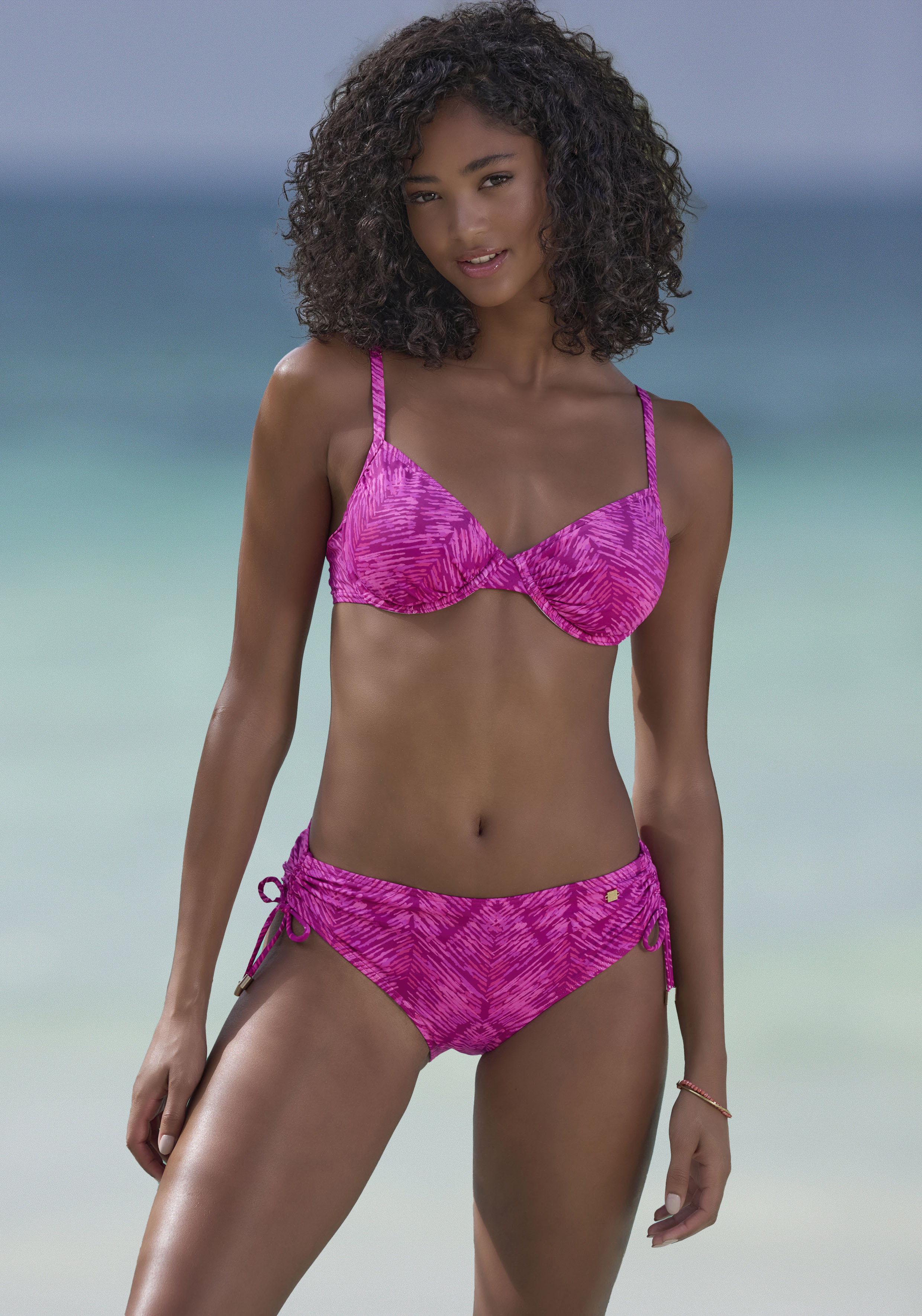 JETTE Bügel-Bikini-Top »Floretta« in Ton in Ton-Harmonie