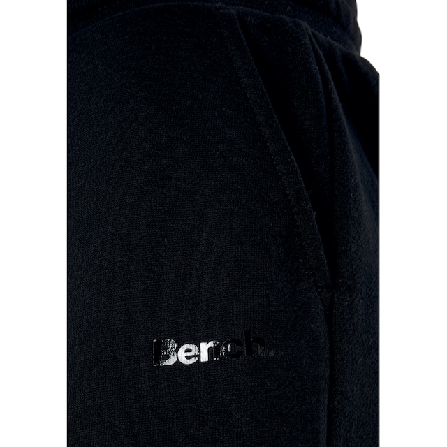 Bench. Sweatpants »-Loungehose«, mit kleinem Logodruck und seitlichen  Taschen, Loungewear, Loungeanzug | Jelmoli-Versand Online Shop