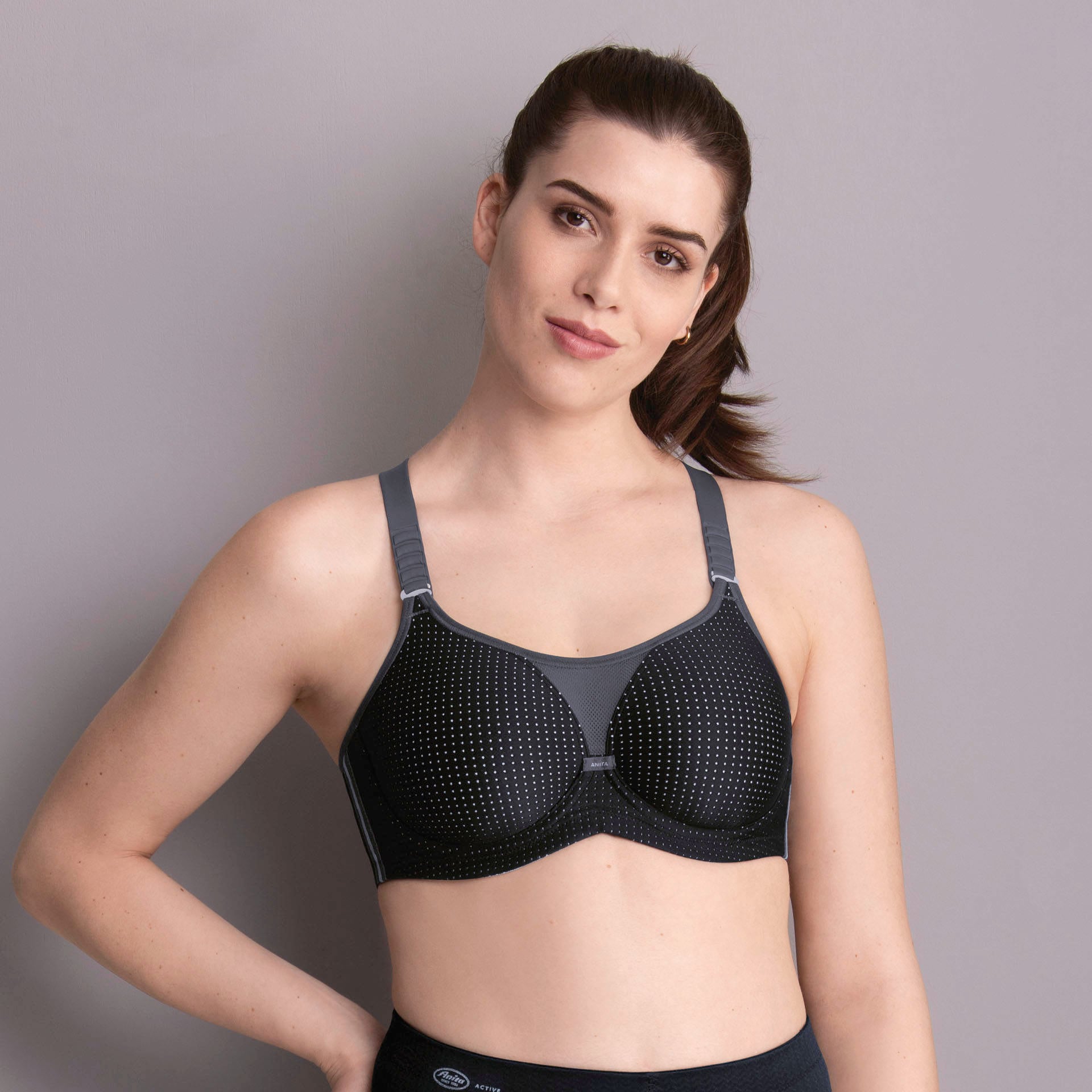 Anita Active Sport-BH "performance wireX" nahtlose Cups, extrem flache Nähte, 3/4 Bügel, atmungsaktiv