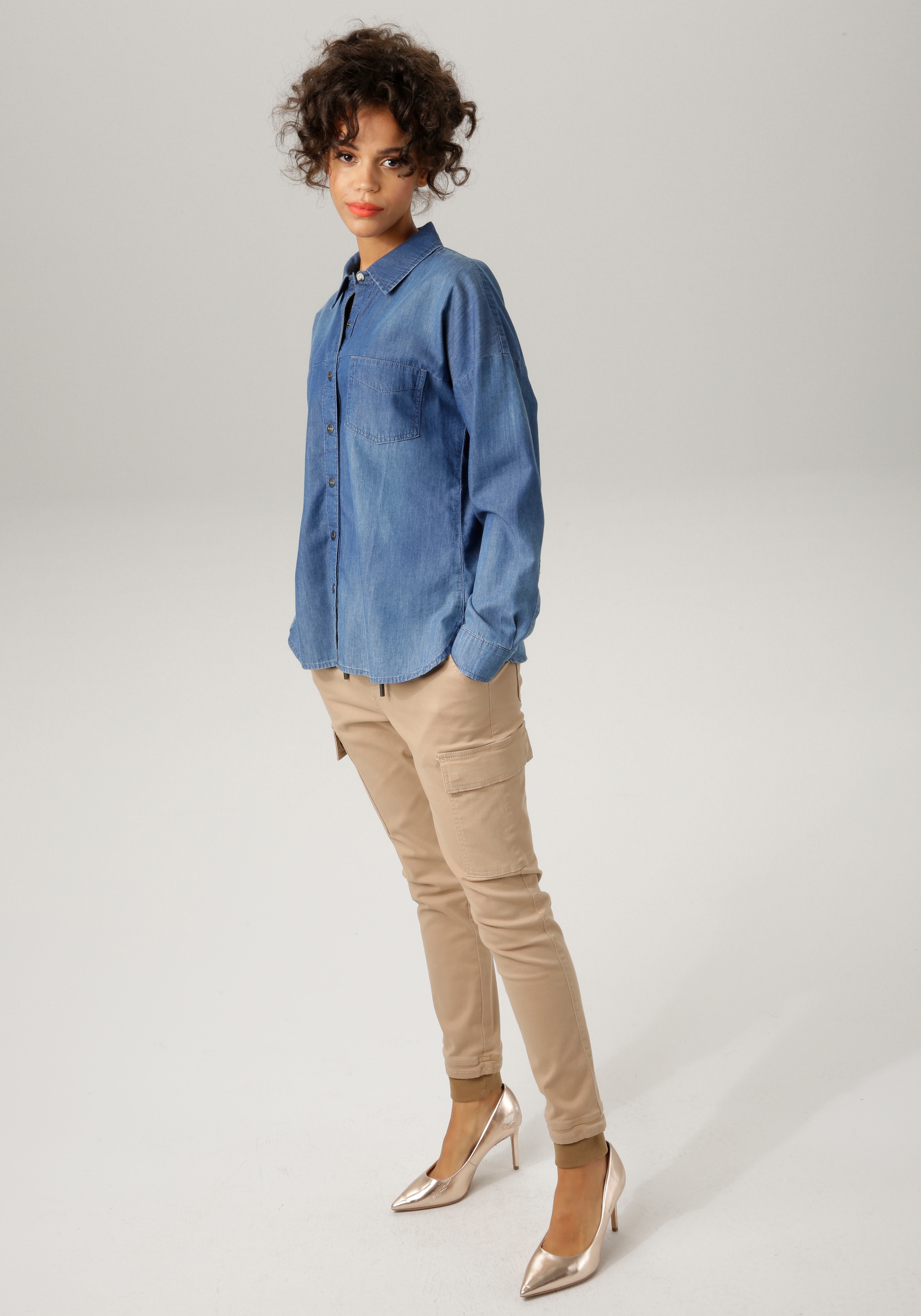 mit Jelmoli-Versand Aniston Used-Effekt online bei CASUAL Schweiz kaufen dezentem Jeansbluse,