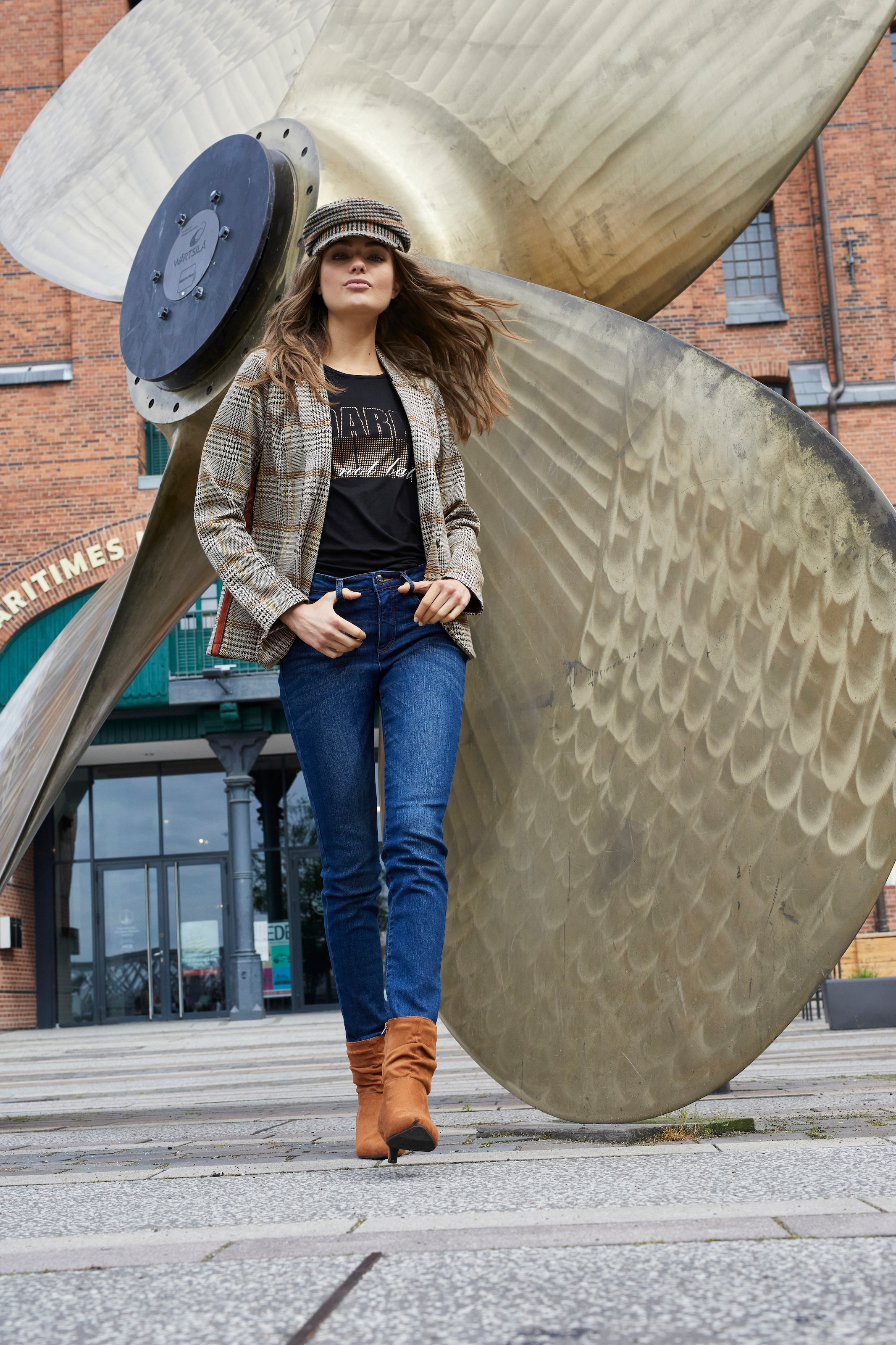 CASUAL bei bestellen Skinny-fit-Jeans, Schweiz online Jelmoli-Versand Aniston Regular-Waist