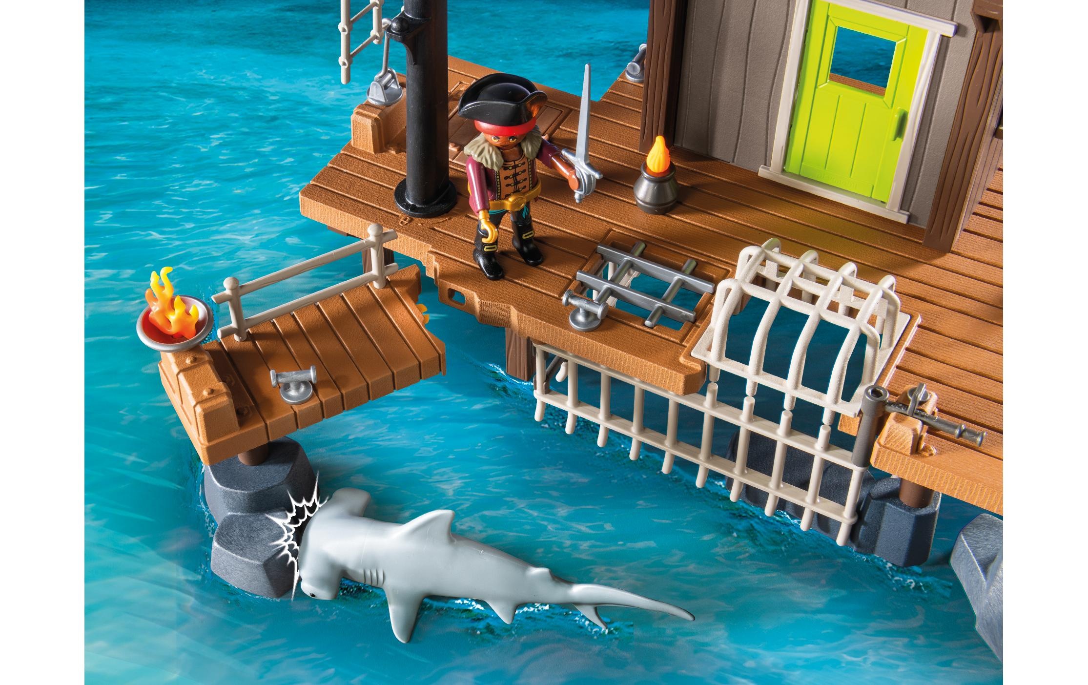 Playmobil® Spielbausteine »Piratenhafen mit Seeräuber-Gefängnis 71792«, (165 St.)