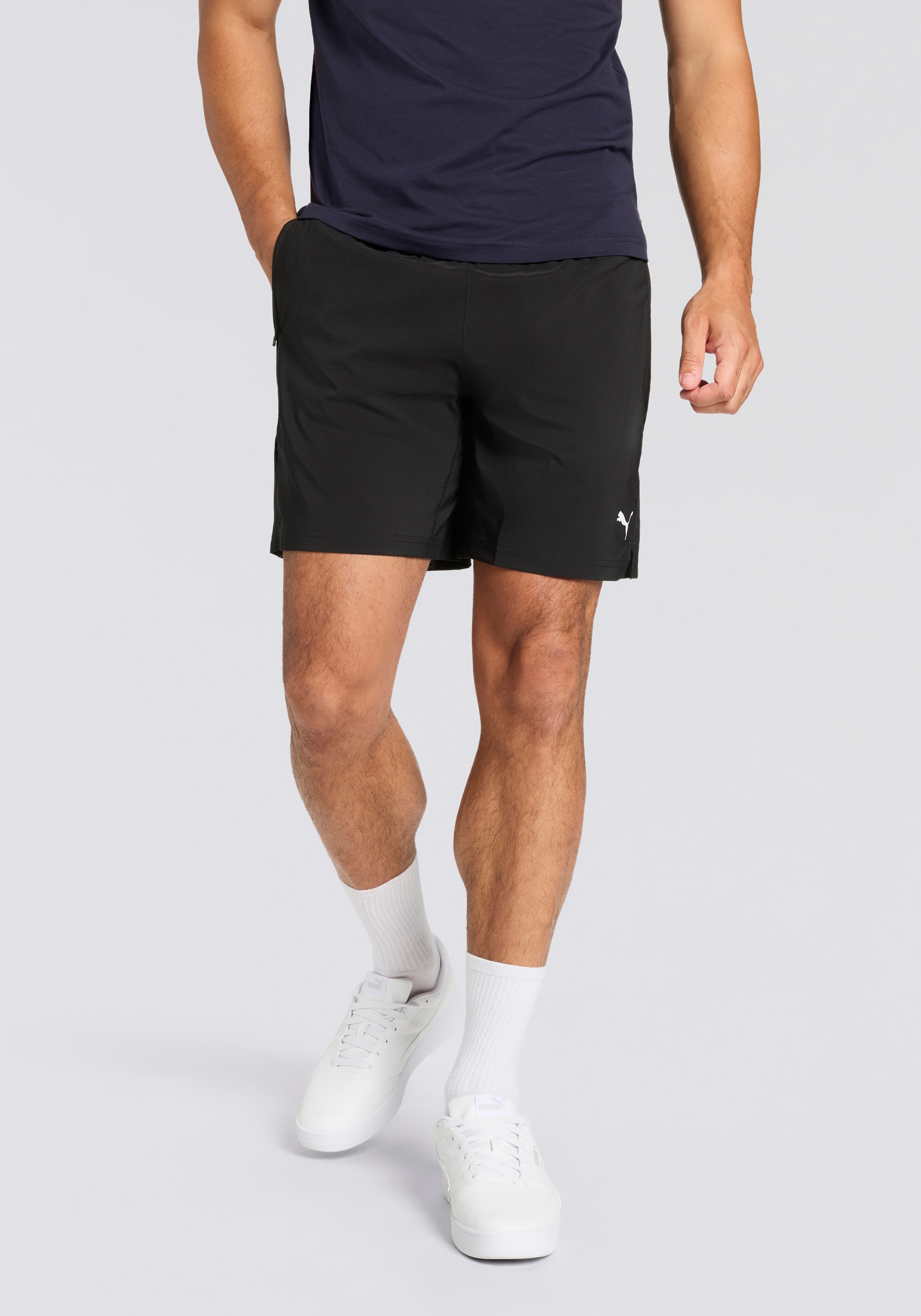 PUMA Trainingsshorts »M TAD FOUNDATIONS 7" WOVEN SHORT W/ ZIP POCKETS« für Fitness und sportliche Aktivitäten, aus atmungsaktivem Material