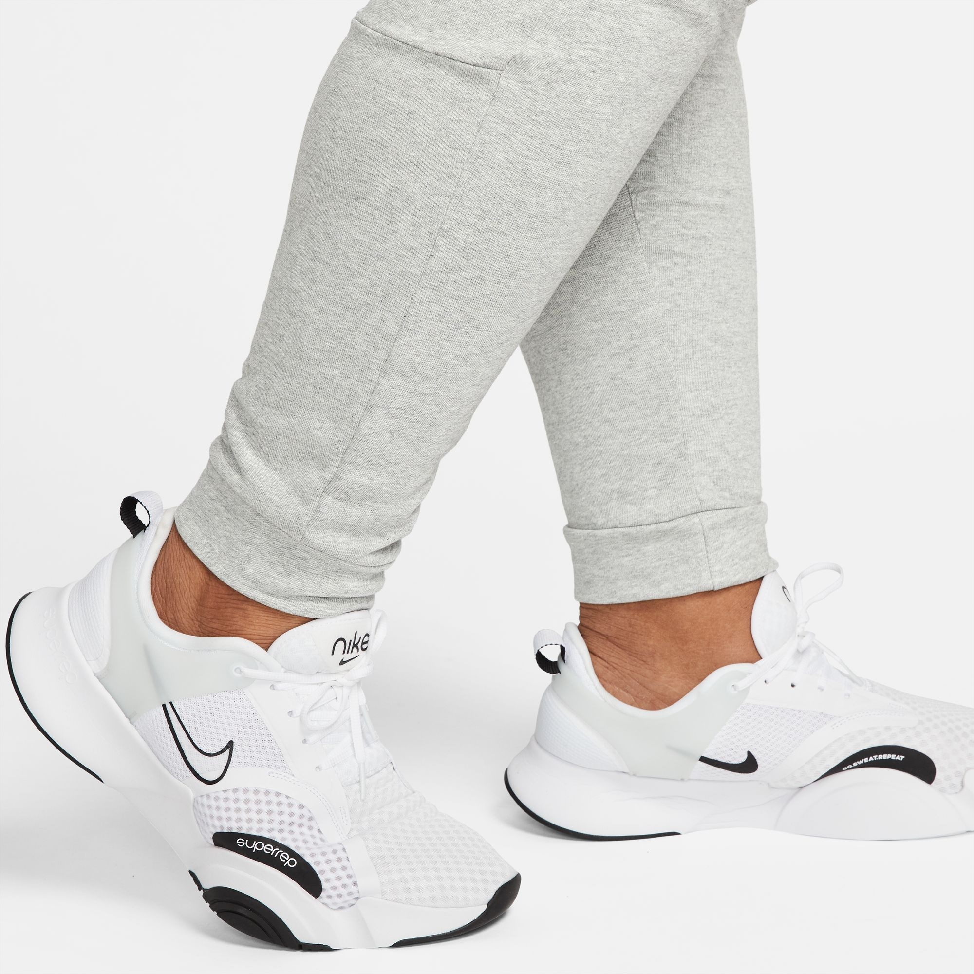 Nike Trainingshose »DRI-FIT MEN'S TAPERED TRAINING PANTS«