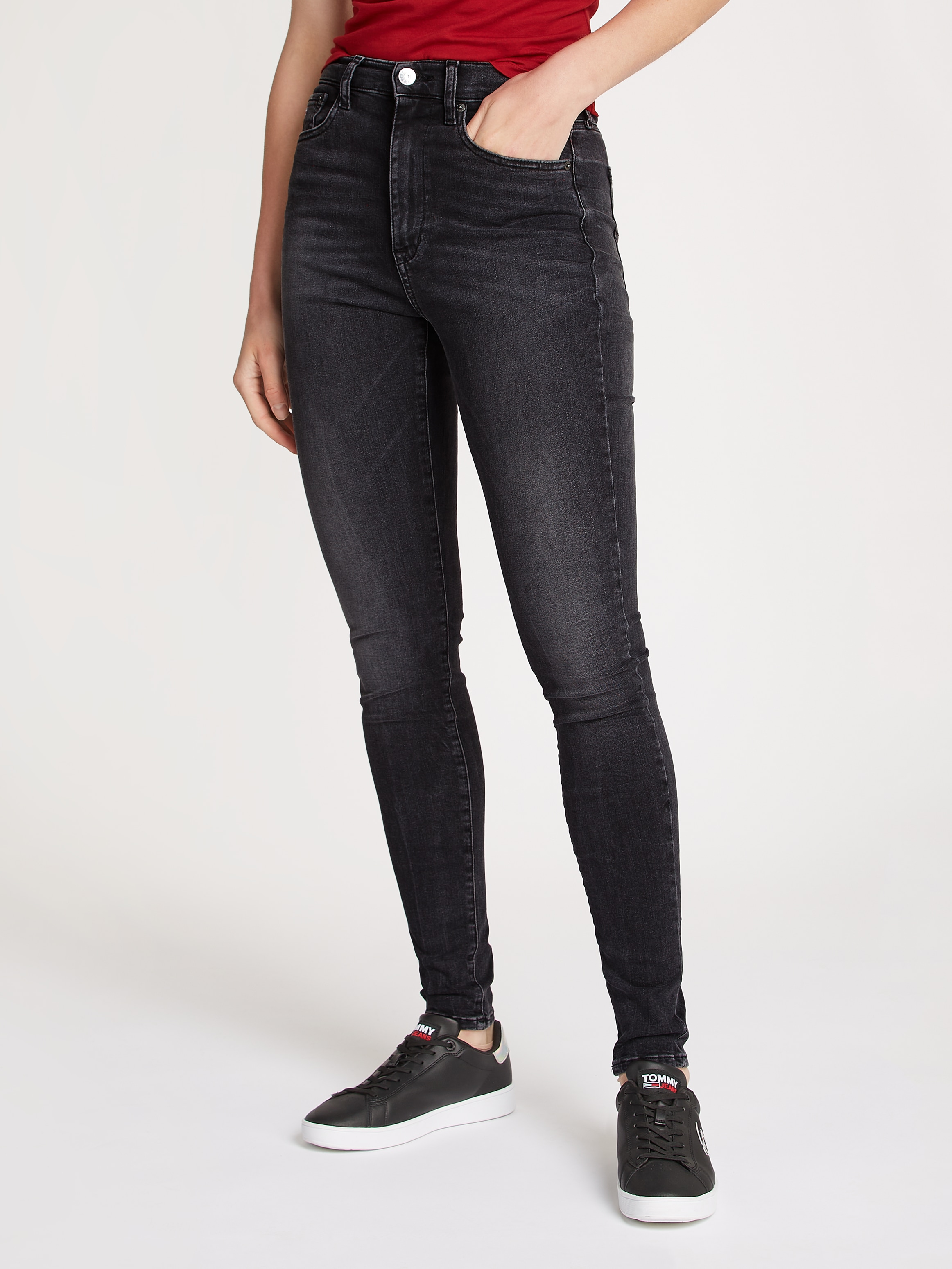 Tommy Jeans Skinny-fit-Jeans »SYLVIA HGH SKN DH1282«, mit Logo-Badge