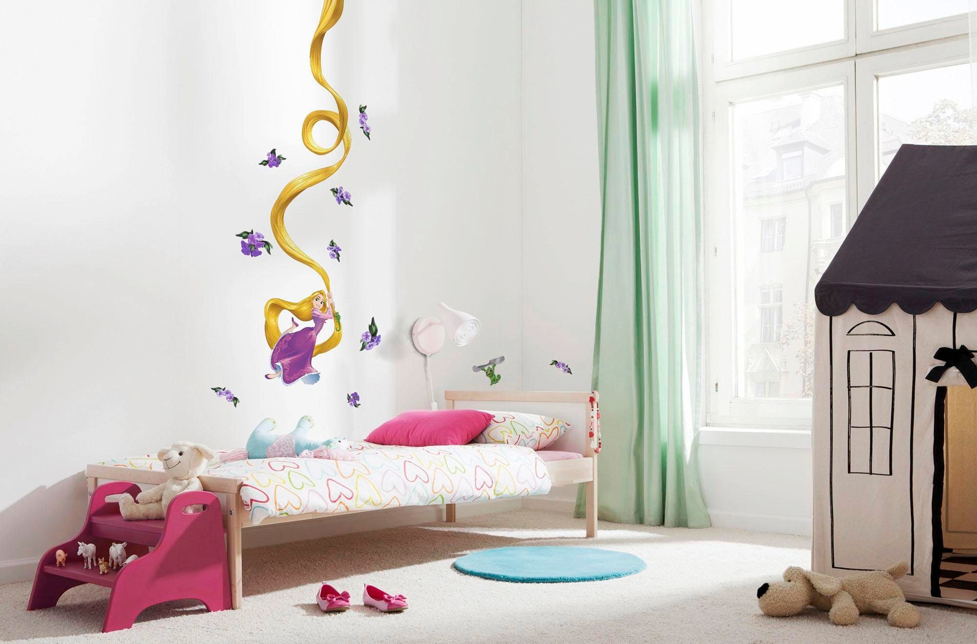 Komar Wandtattoo »Rapunzel - Grösse 100 x 70 cm«, selbstklebend, Wandsticker, Kinderzimmer