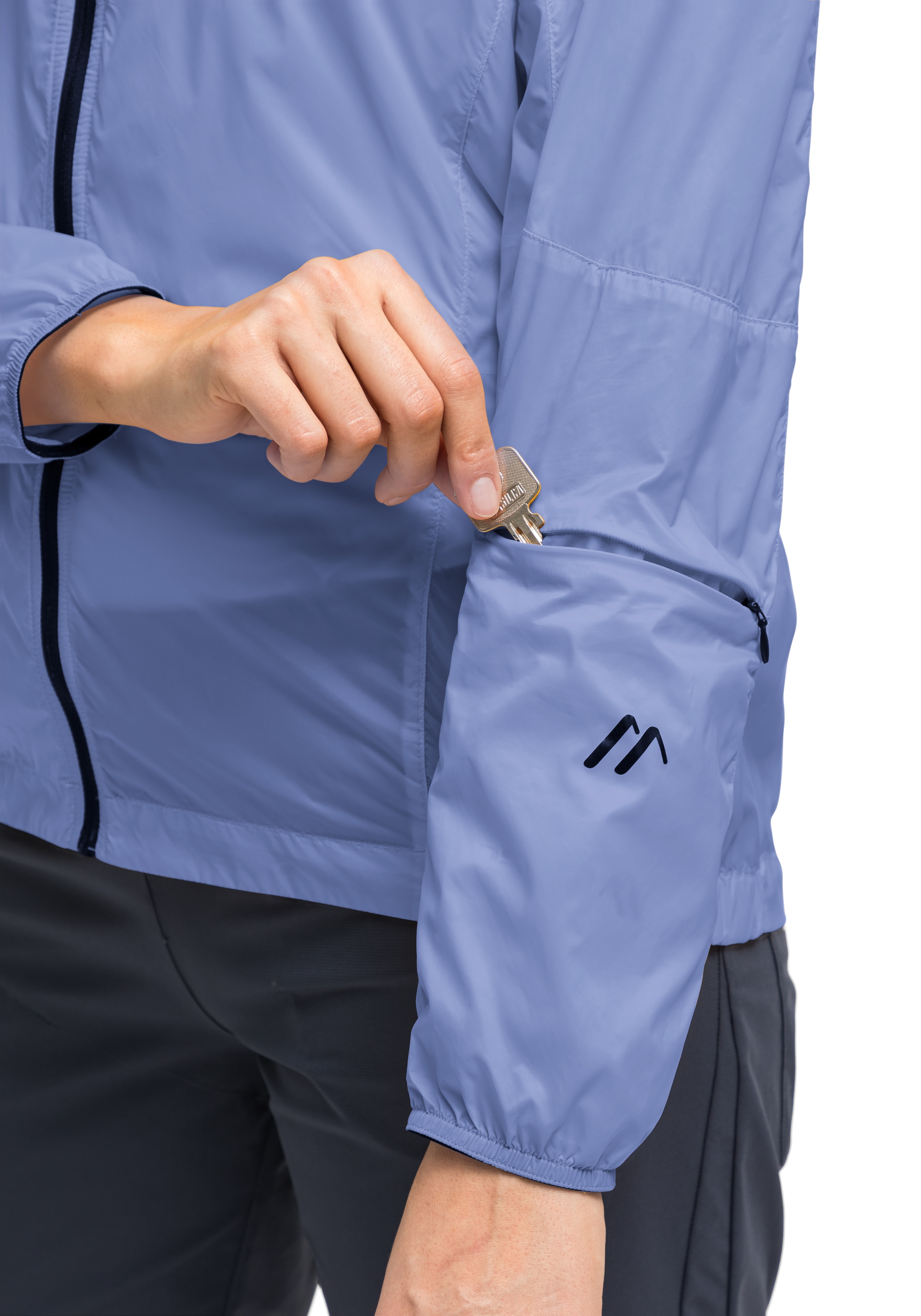 Maier Sports Funktionsjacke »Feathery W«, Leichte Windjacke mit besonders kleinem Packmass