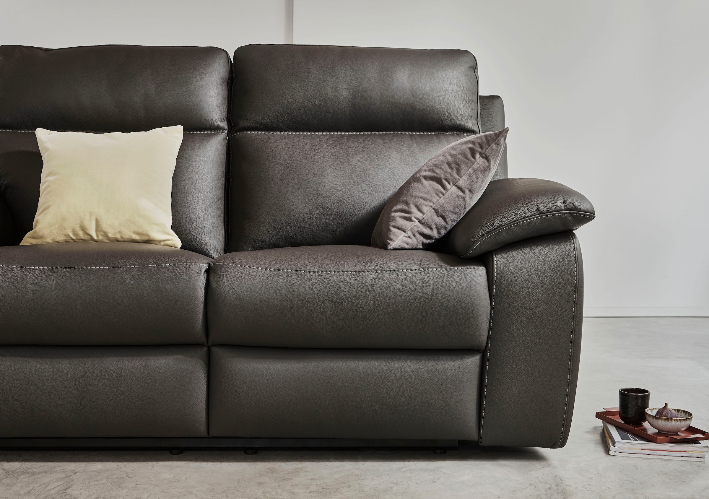Nicoletti Home 3-Sitzer, Breite 203 cm, wahlweise mit oder ohne elektrische  Relaxfunktion online shoppen | Jelmoli-Versand | Einzelsofas