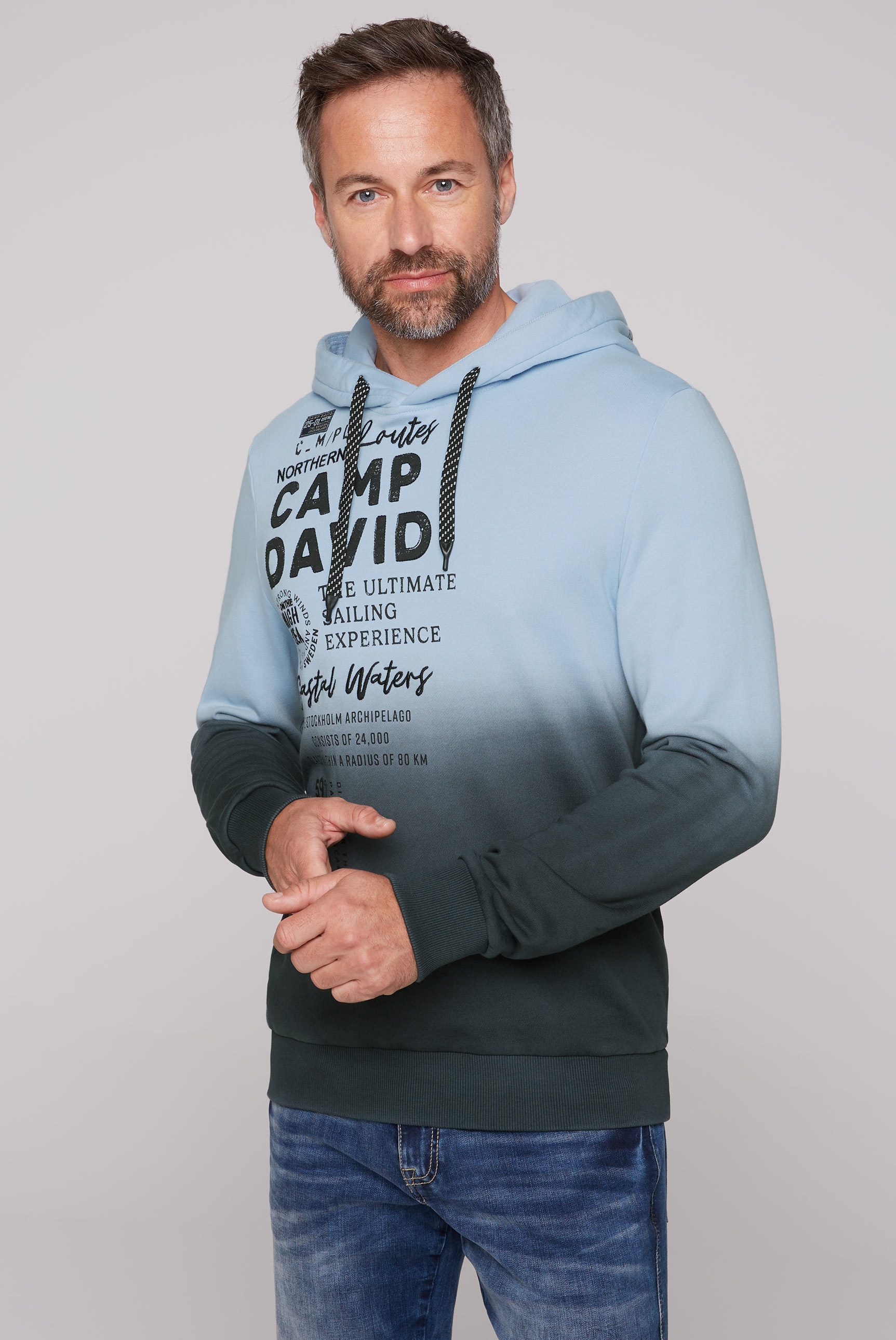 Kapuzensweatshirt, mit Logo-Prints und Farbverlauf