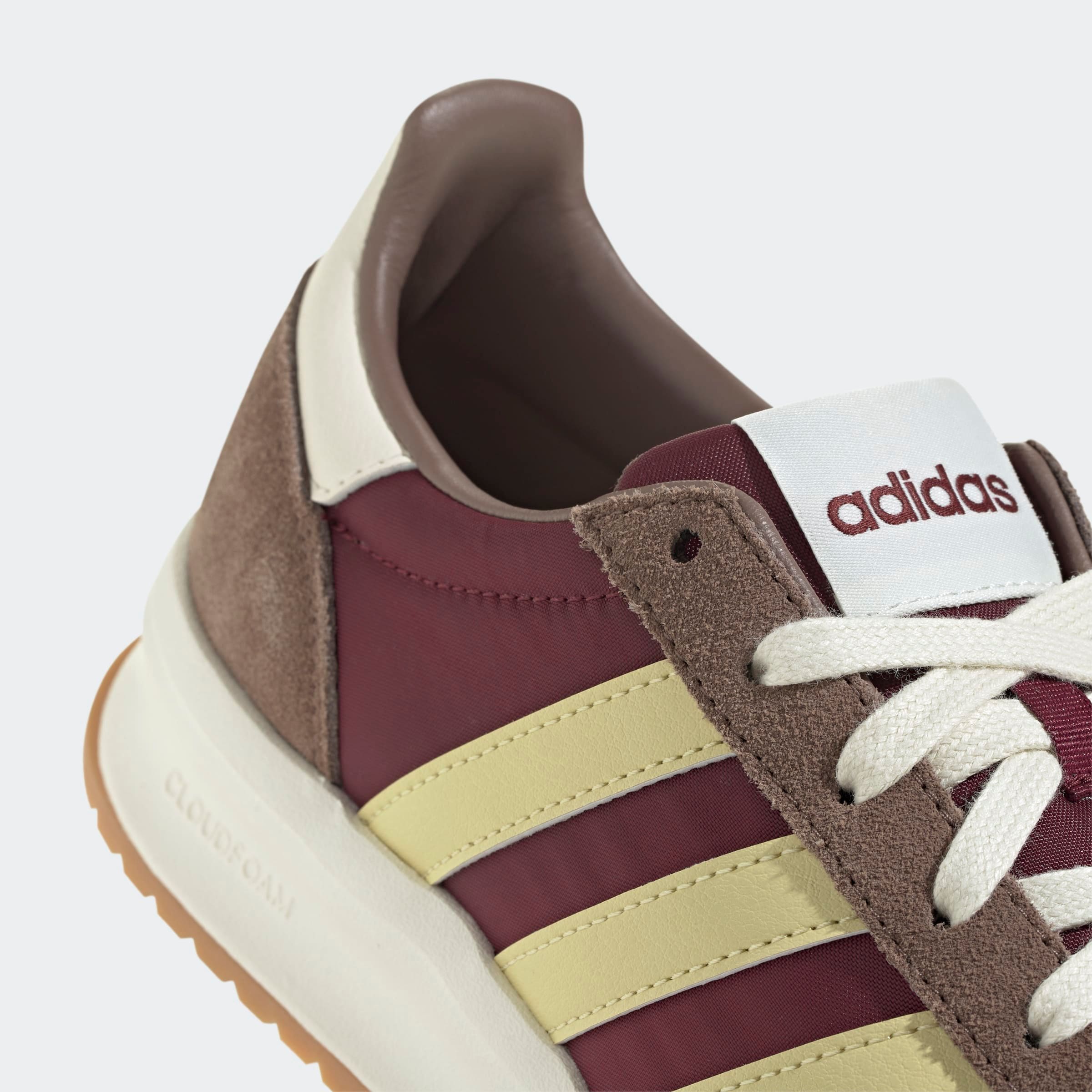 adidas Sportswear Sneaker »RUN 70S 2.0«, inspiriert vom Design des SL72
