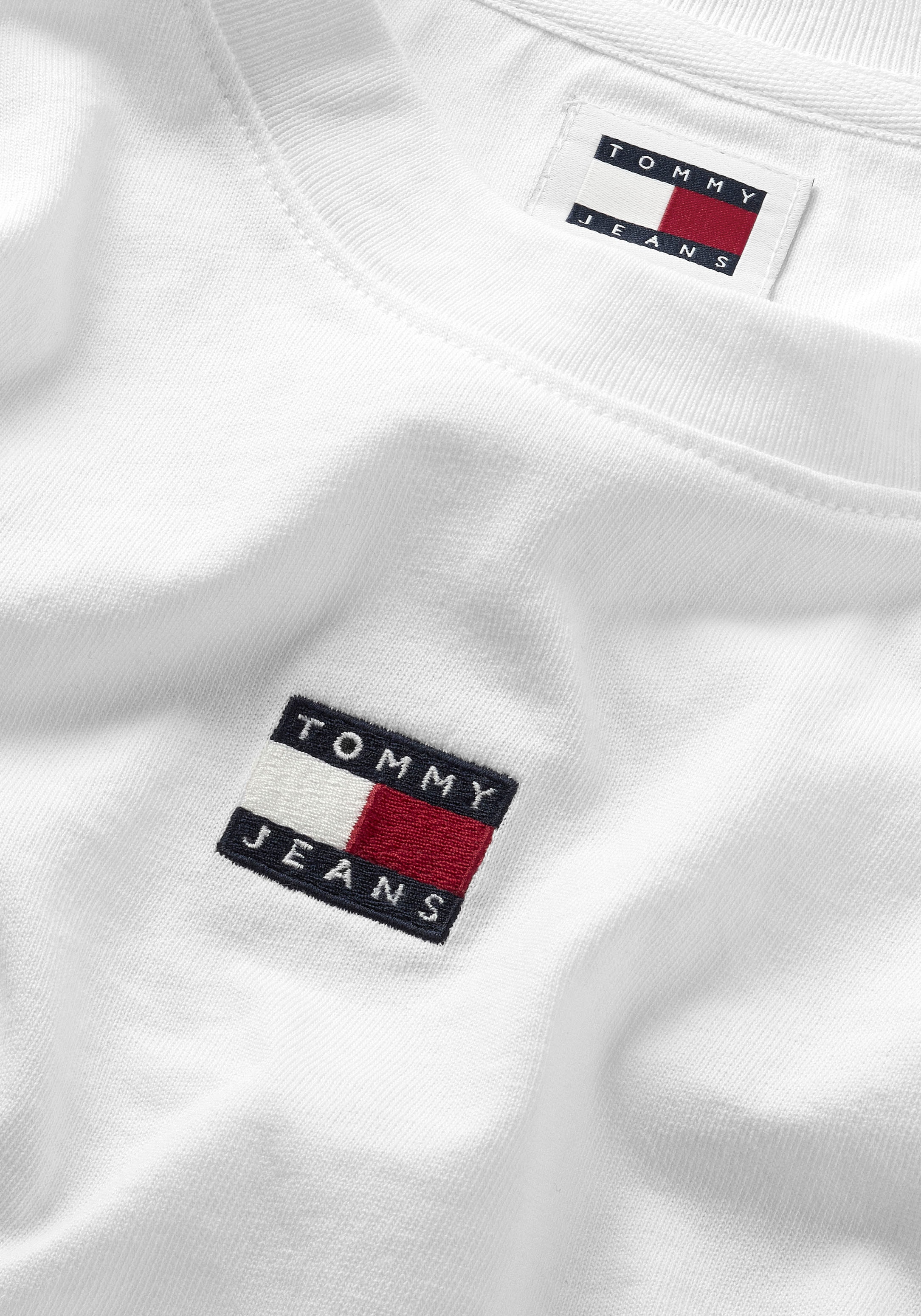 Tommy Jeans EXT«, kaufen mit Schweiz Logo- grosser online TEE Jelmoli-Versand BXY bei T-Shirt Badge Jeans Tommy BADGE »TJW