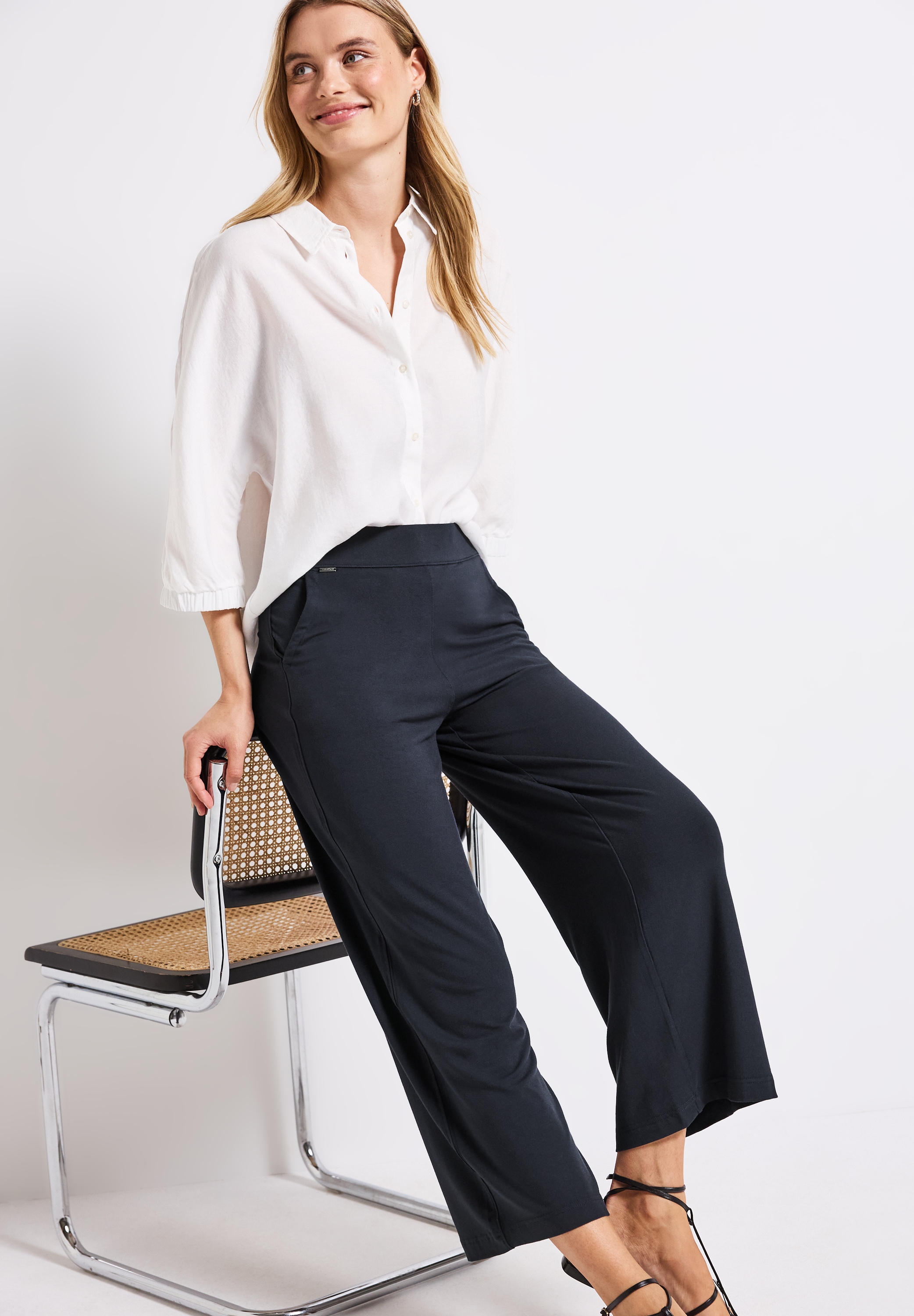 STREET ONE Stoffhose »Style EMEE«, Sommerhose 7/8-Länge und seitliche Taschen