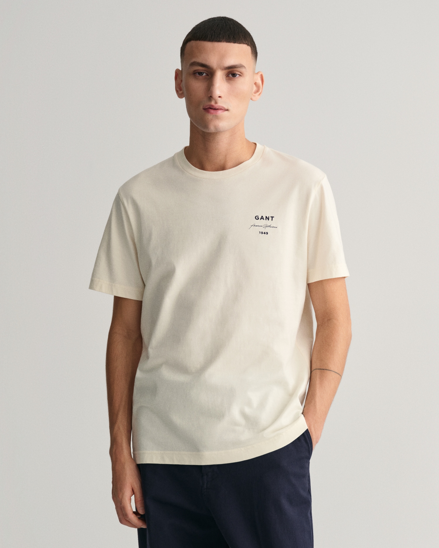 Gant T-Shirt »LOGO SCRIPT SS T-SHIRT«, GANT-Grafikprint auf der Brust