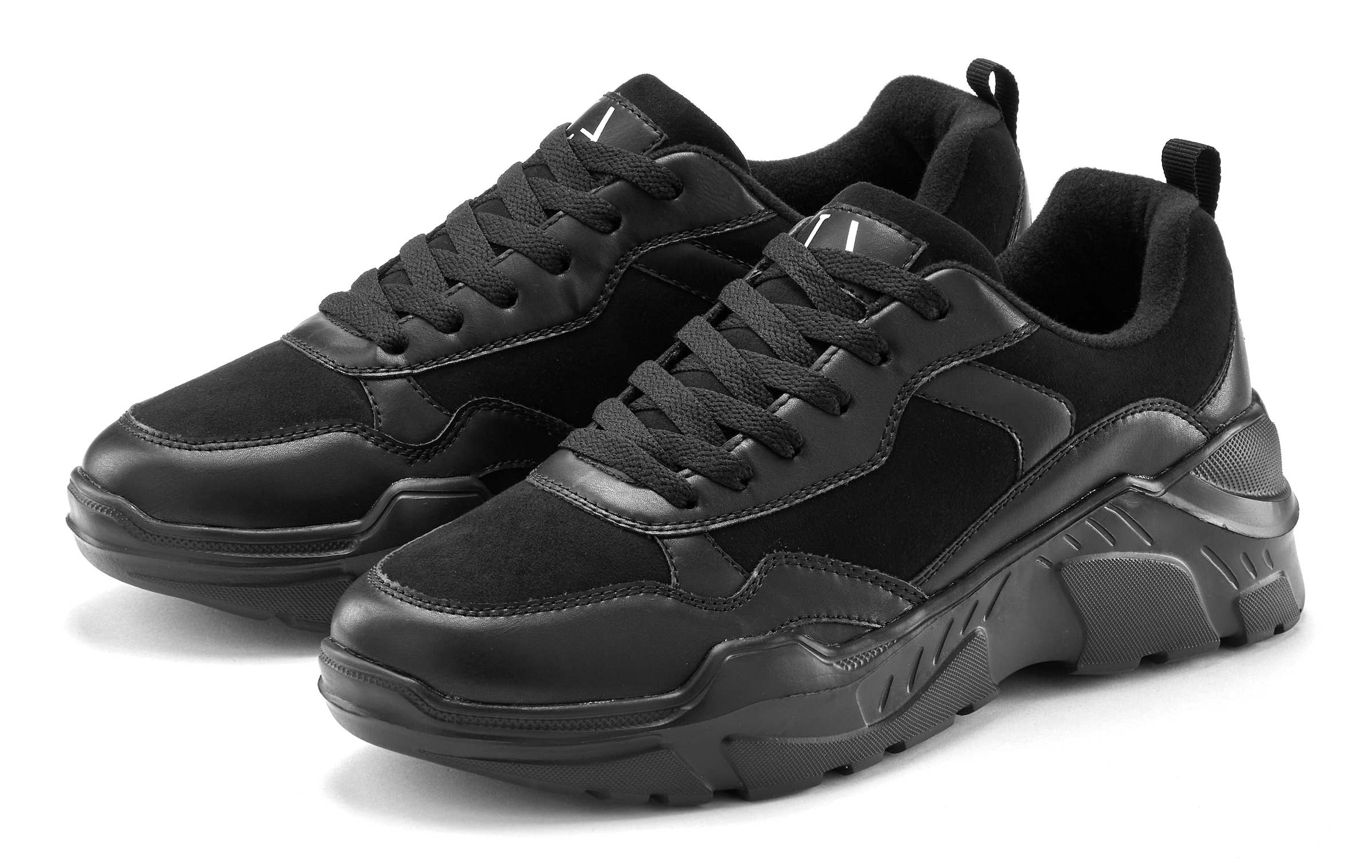 LASCANA Sneaker Halbschuh, Sportschuh, leichte Chunky Sohle, weiche Innensohle VEGAN