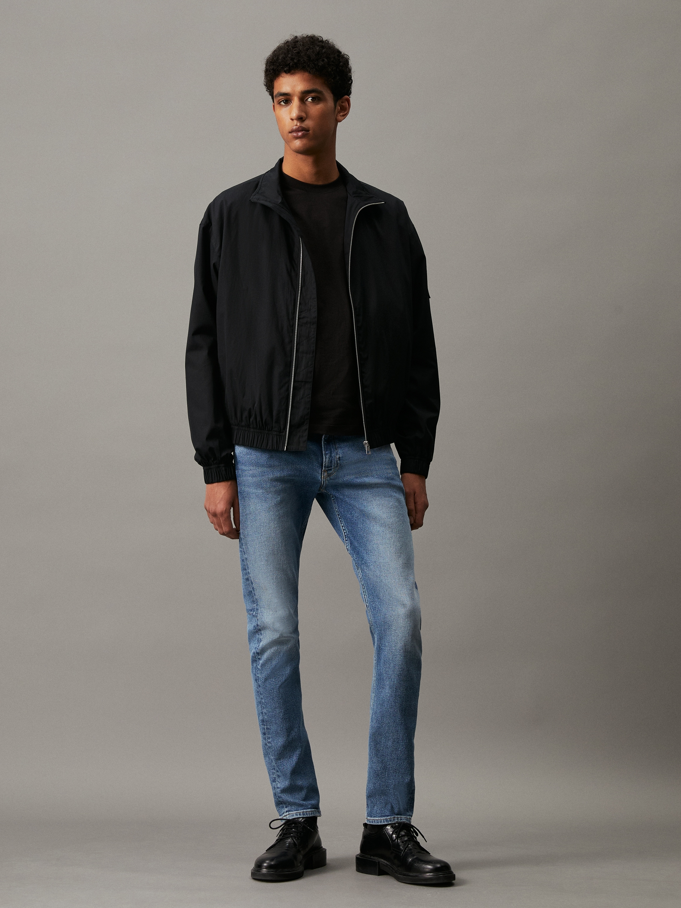 Calvin Klein Jeans Slim-fit-Jeans »SLIM TAPER«, in klassischer 5-Pocket-Form