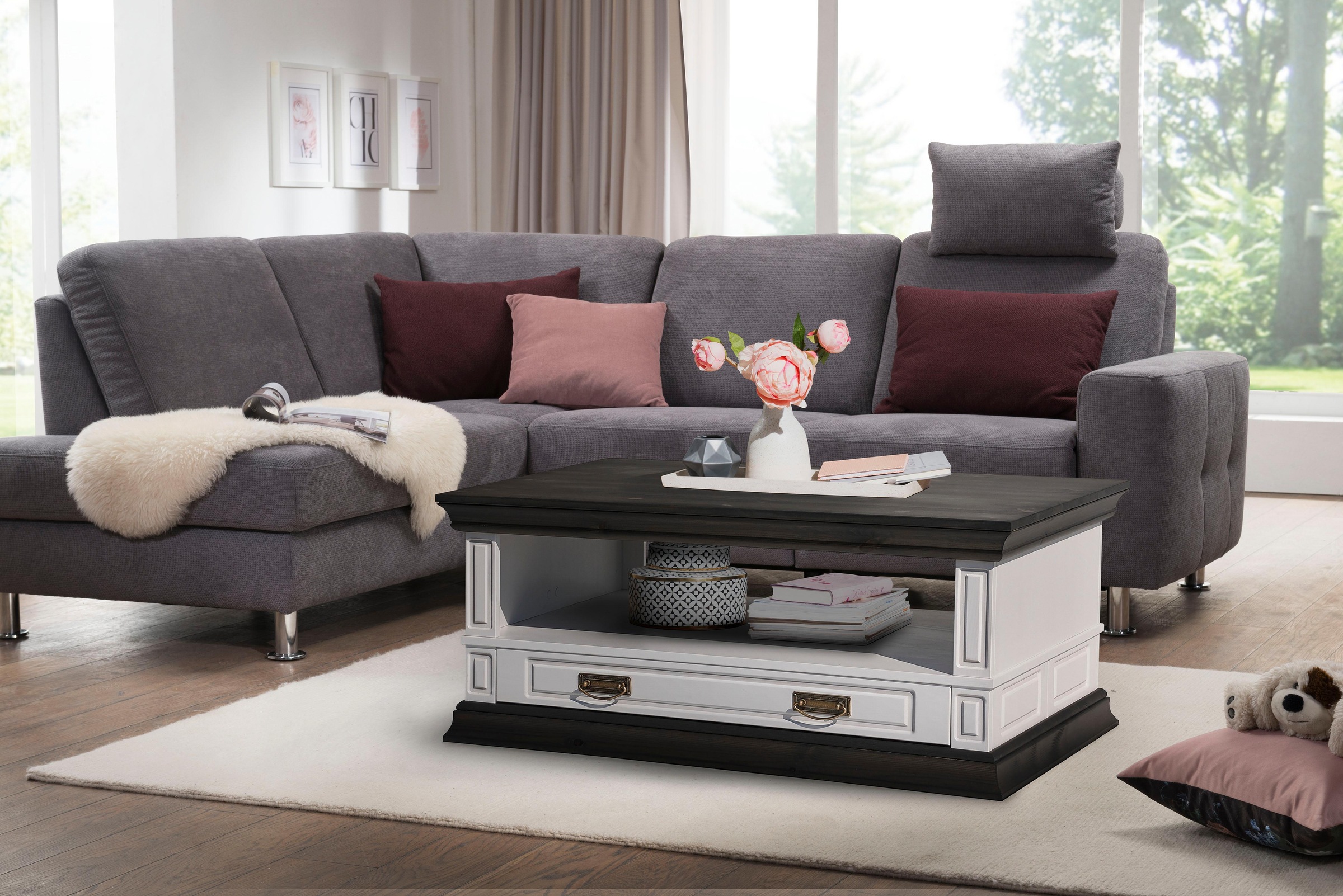 OTTO home Couchtisch "Vinales mit Messinggriffen im Jugendstil und einer Schublade" mit Zierleiste und elegantem Sockel