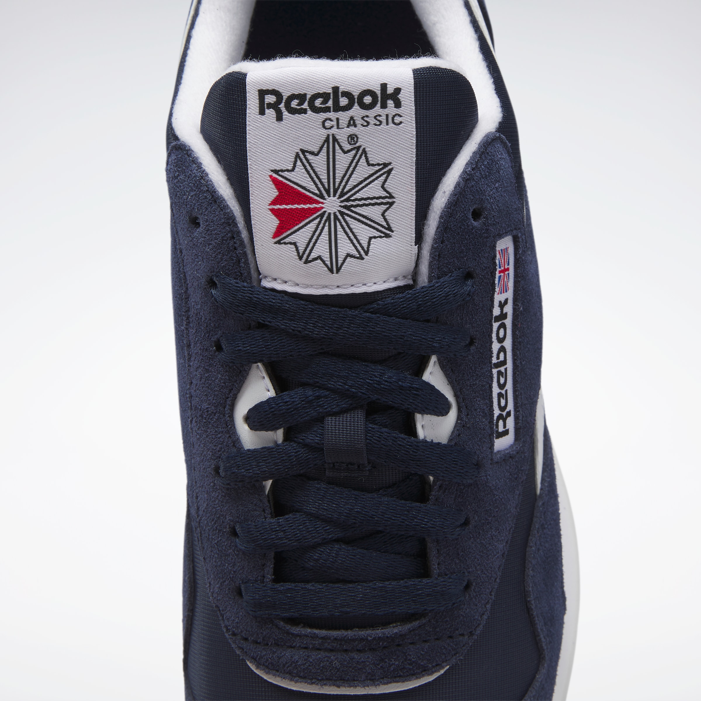 Reebok Classic Sneaker »CL NYLON«