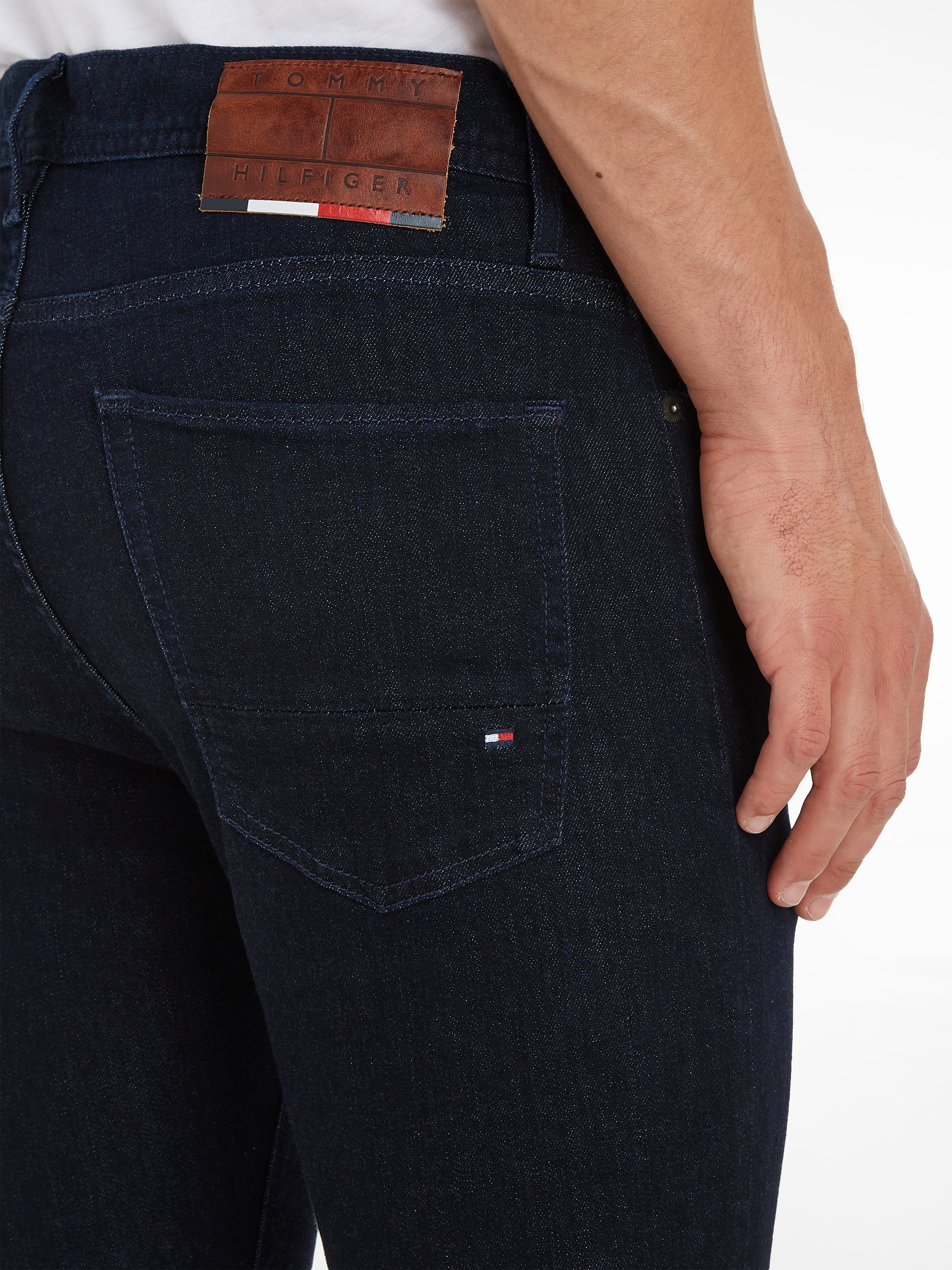 Tommy Hilfiger Slim-fit-Jeans »Bleecker«, mit Baumwoll-Denim Stretch, extra bequem