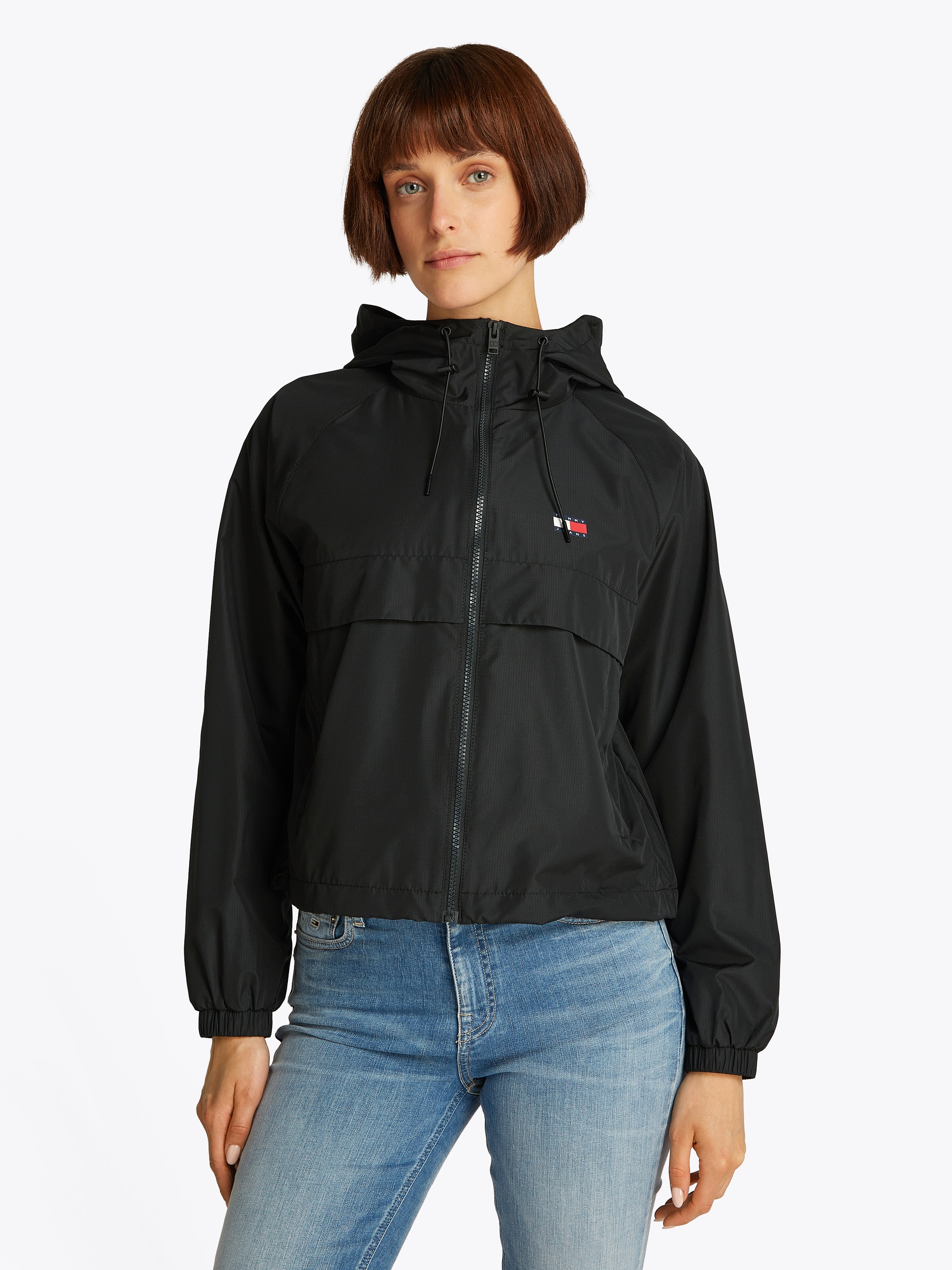 TOMMY JEANS Curve Windbreaker »TJW ESSENTIAL WINDBREAKER EXT«, in Grossen Grössen