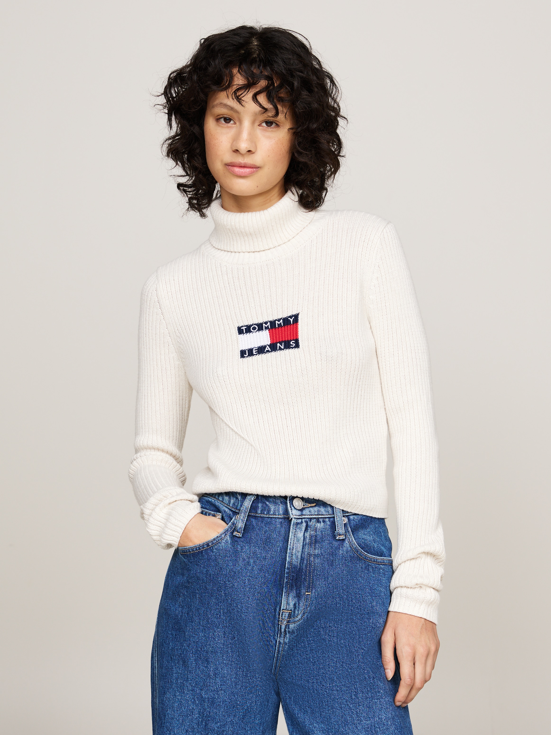 Strickpullover »TJW MELANGE TRTLNCK FLAG SWEATER«, mit Logo-Flag