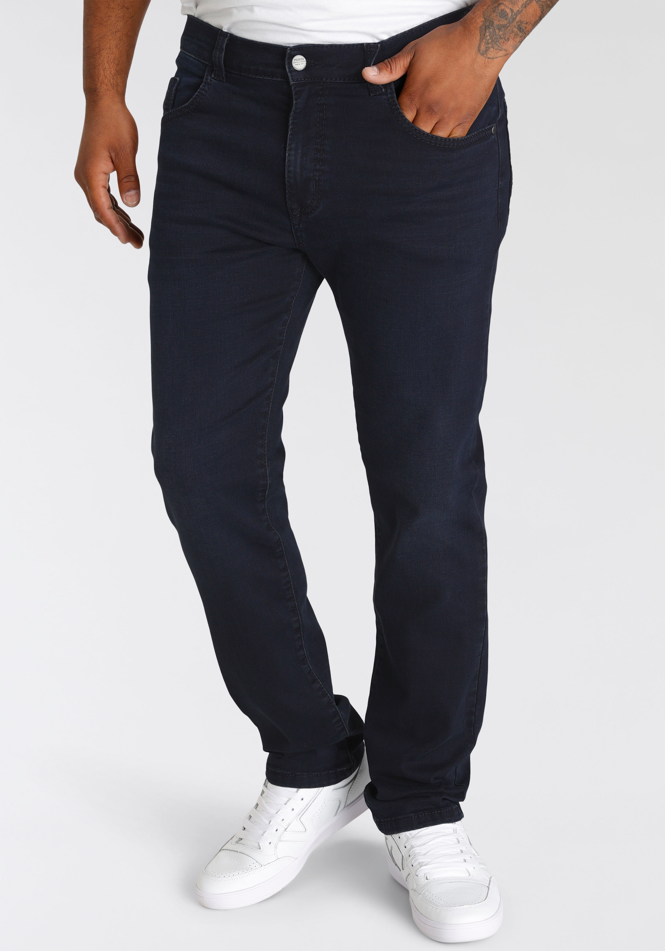 | Jelmoli-Versand und Pioneer: Casualmode Jeans