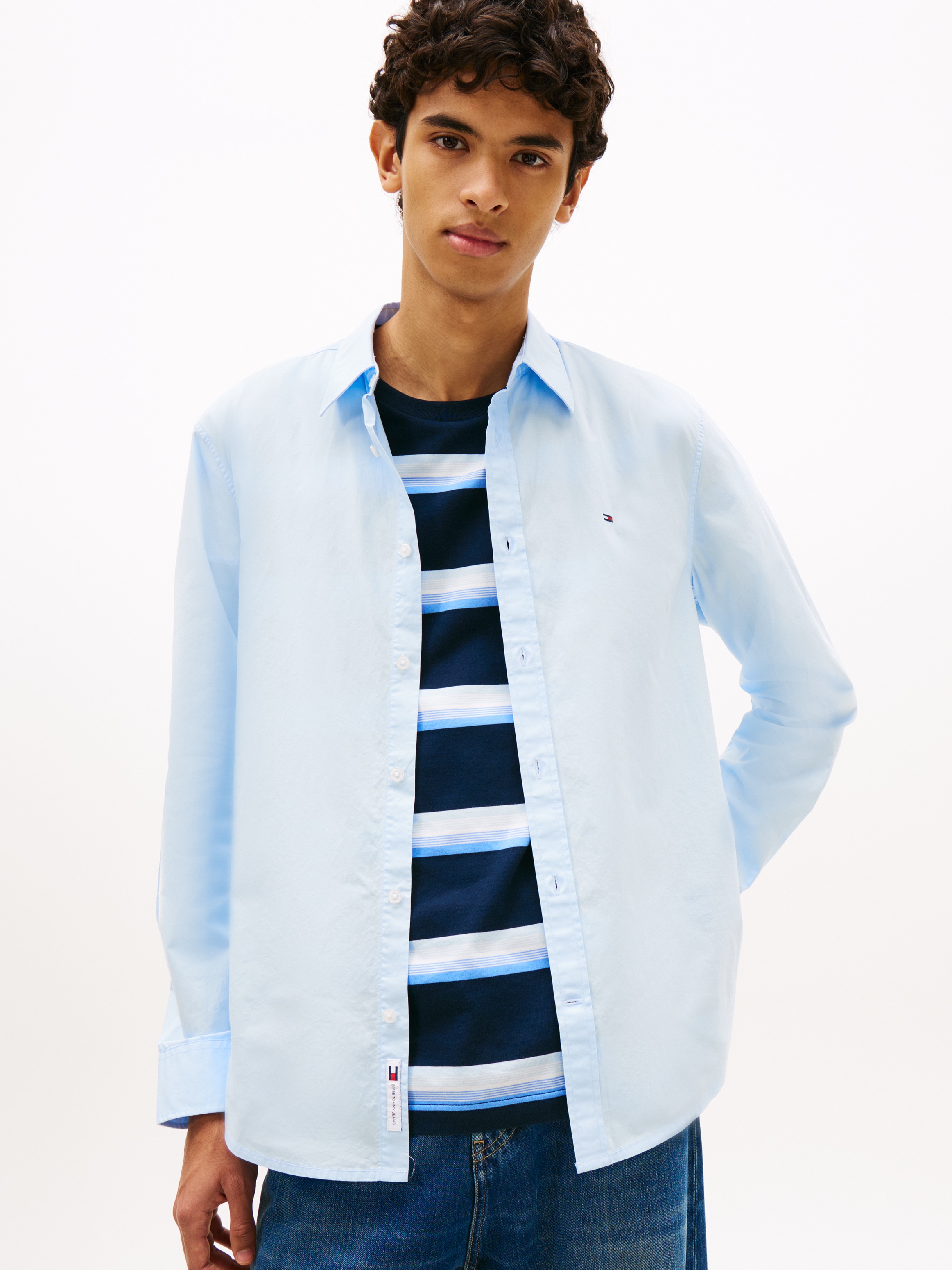 Tommy Jeans Langarmhemd "TJM POPLIN" Regular fit, Kentkragen