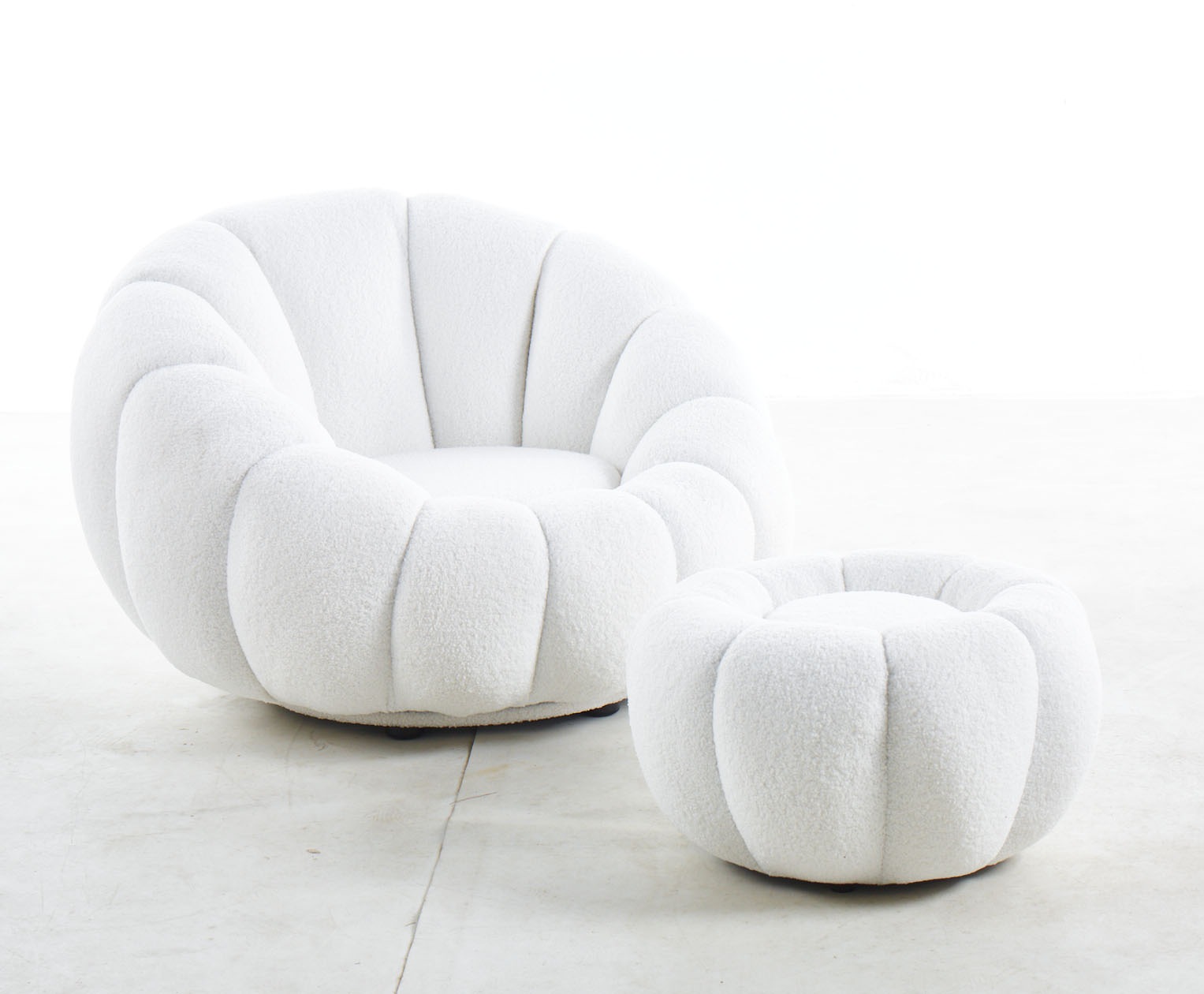 SalesFever Sessel "Bonn - Der elegante Sessel inkl. Hocker" Set, 2 Stk. tlg. Komfort-Set mit Drehhocker - 360 Freiheit erleben