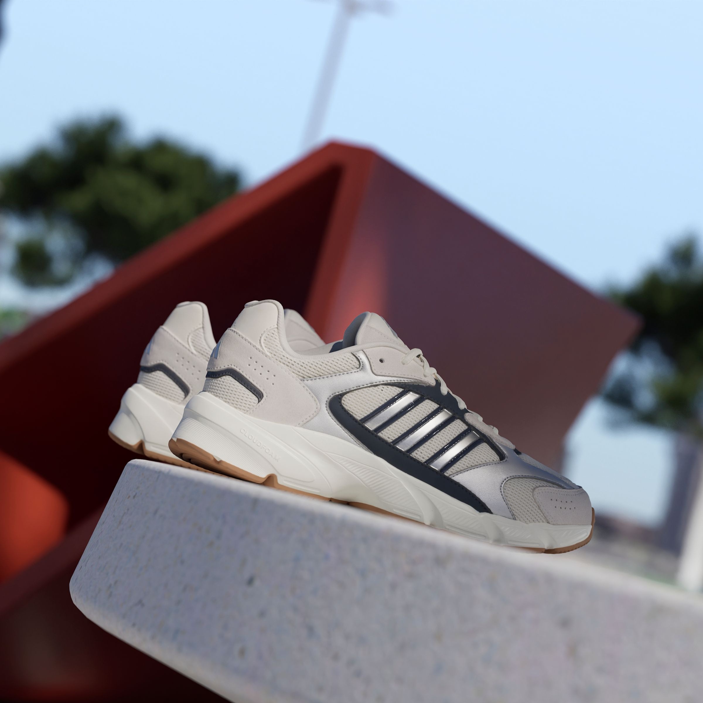 adidas Sportswear Sneaker »CRAZYCHAOS 2000«, inspiriert vom Design des adidas RESPONSE CL
