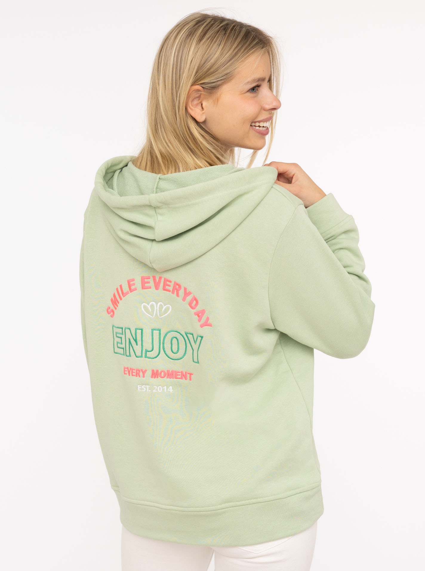 Zwillingsherz Hoodie »"Smile Everyday Enjoy"«, mit V-Ausschnitt und grosser, gestickter Botschaft auf dem Rücken