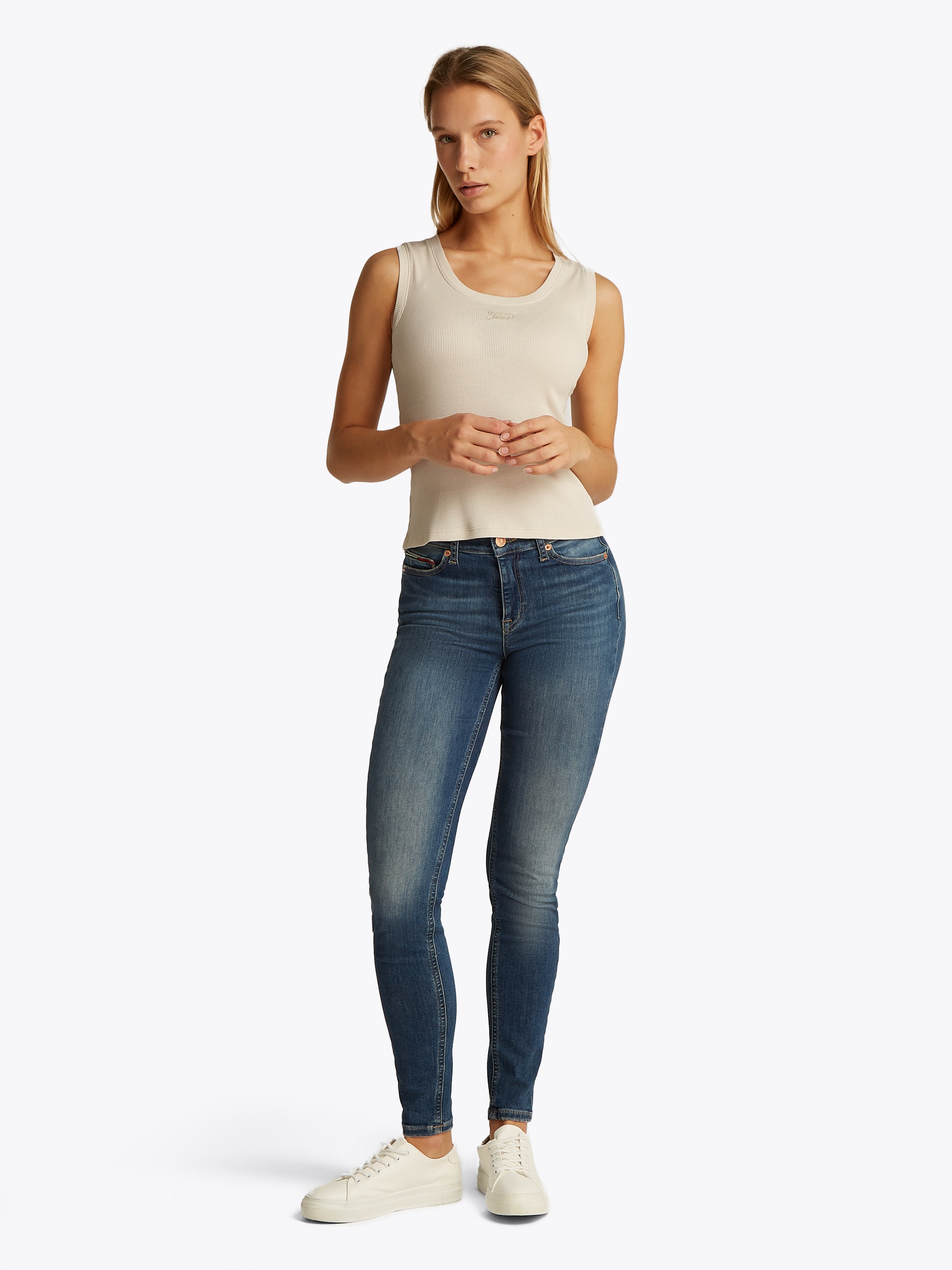 Tommy Jeans Tanktop »TJW SLIM SCRIPT RIB TANK TOP«, mit Logostickerei