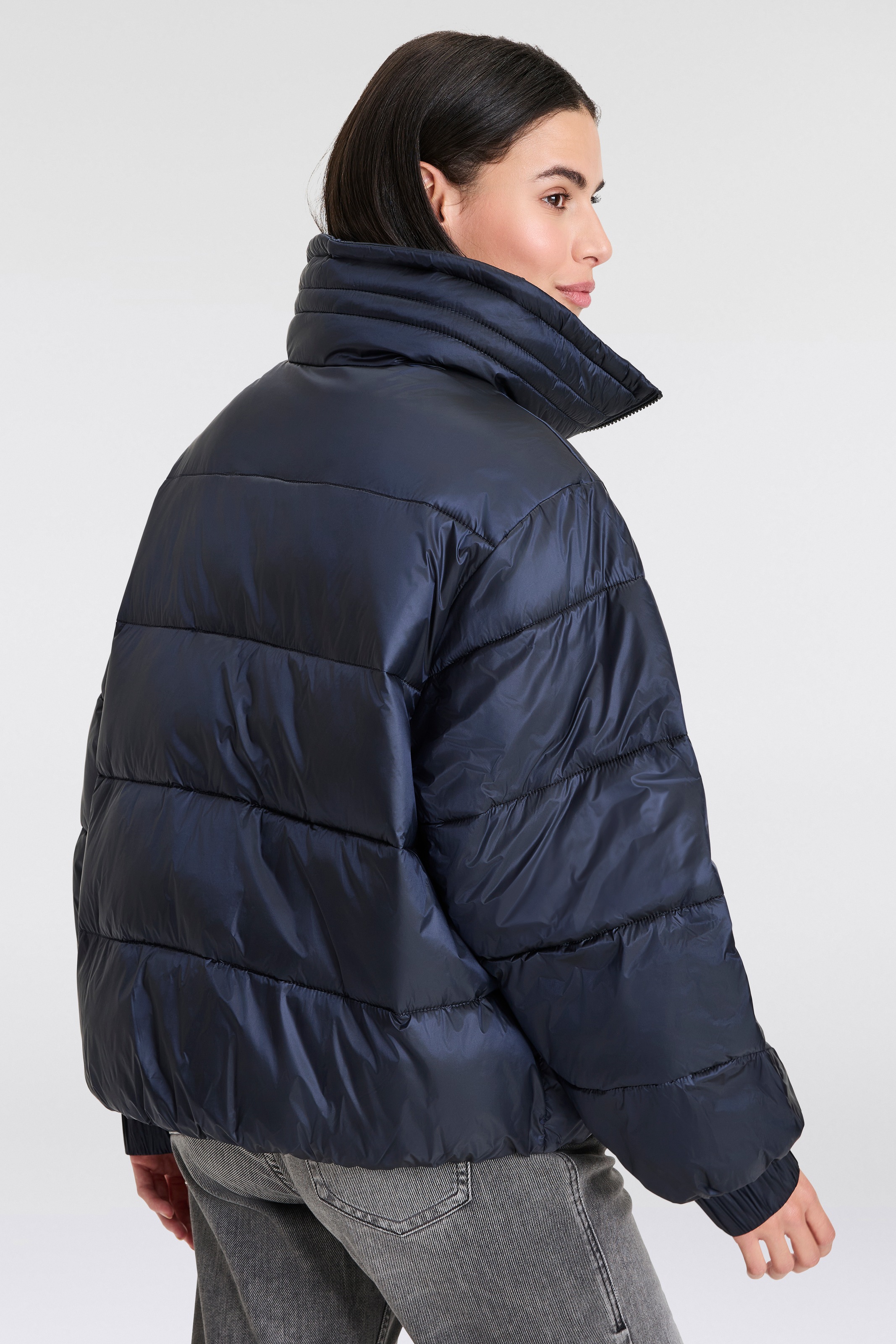 BOSS ORANGE Outdoorjacke »Padina Premium Damenmode«, mit gefüttertem Kragen