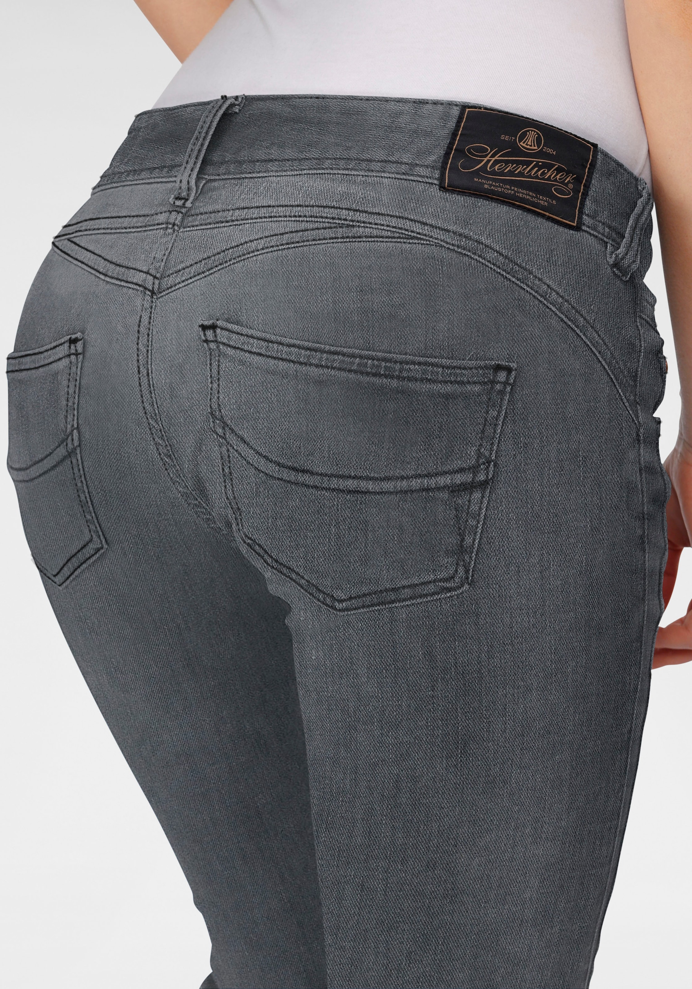 dank Keileinsatz Herrlicher Schlankeffekt bei CASHMERE Slim-fit-Jeans kaufen Schweiz TOUCH«, Jelmoli-Versand DENIM optischem BLACK SLIM »GILA online mit