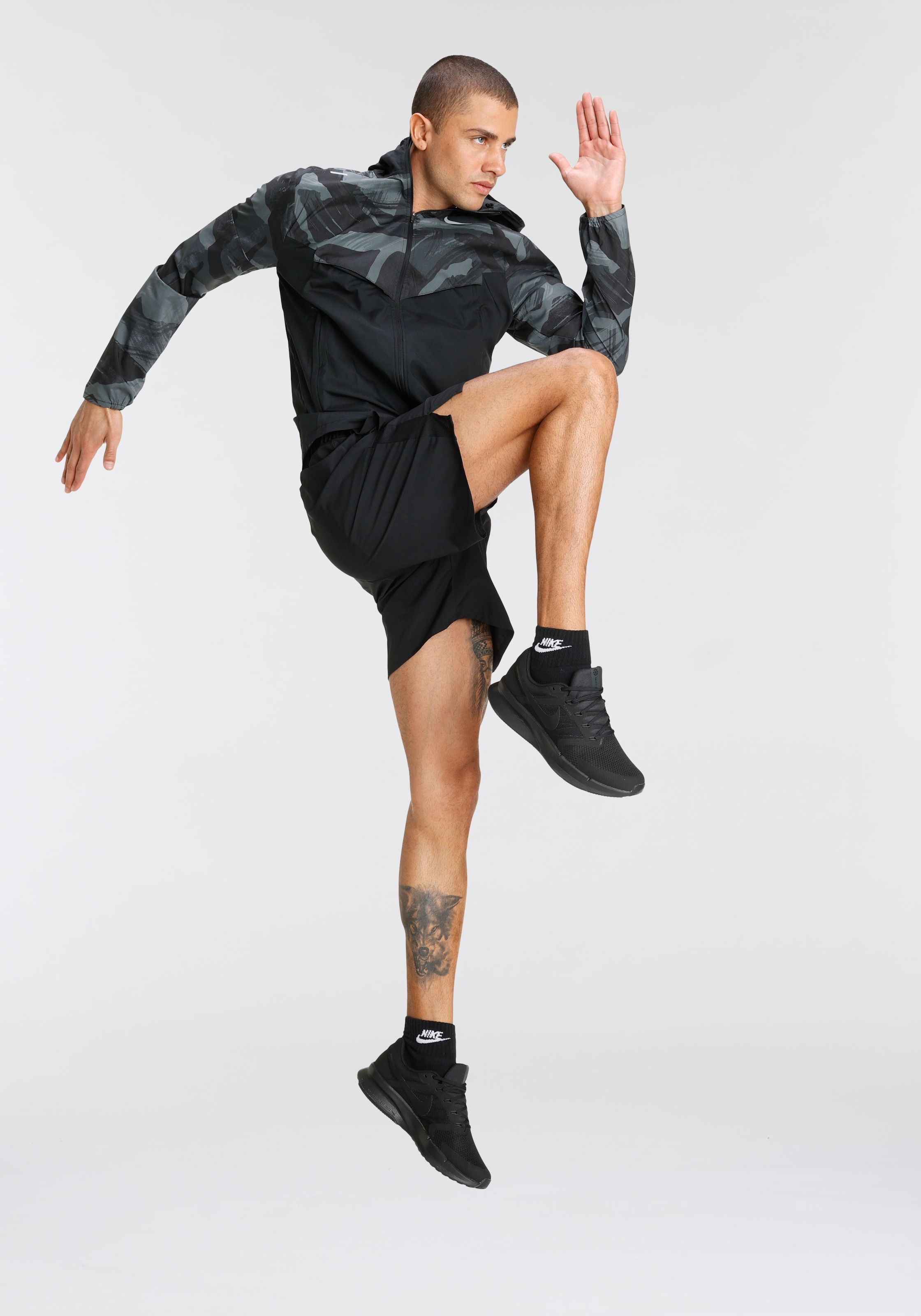 Nike Laufjacke »Repel Windrunner Men's Camo Running Jacket«
