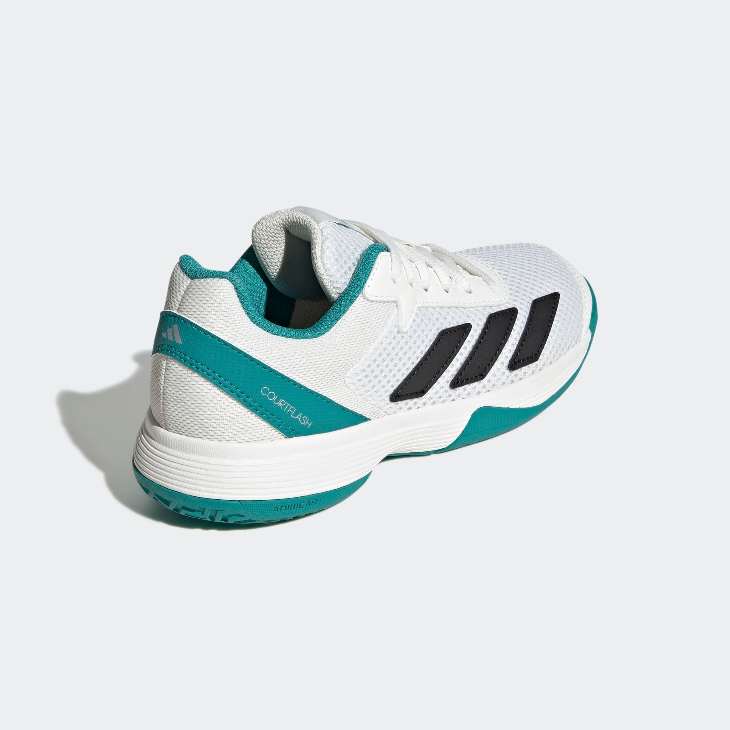 adidas Performance Tennisschuh »COURTFLASH KIDS«, geeignet für Hartplatz und Sandplatz