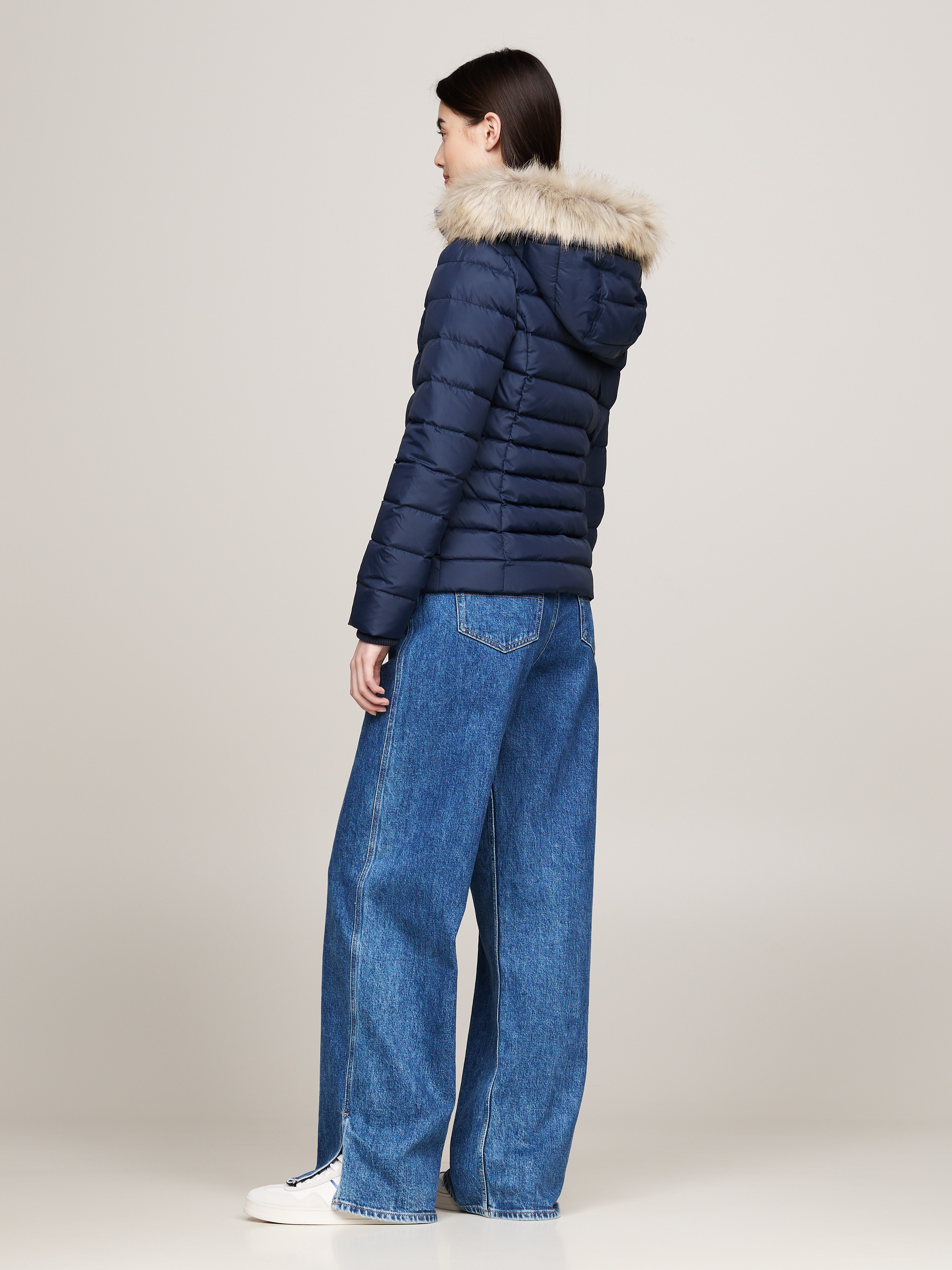 Tommy Jeans Curve Steppjacke »TJW BASIC HOODED DOWN JACKET EXT«, mit Kapuze, in Grossen Grössen, mit Kapuze