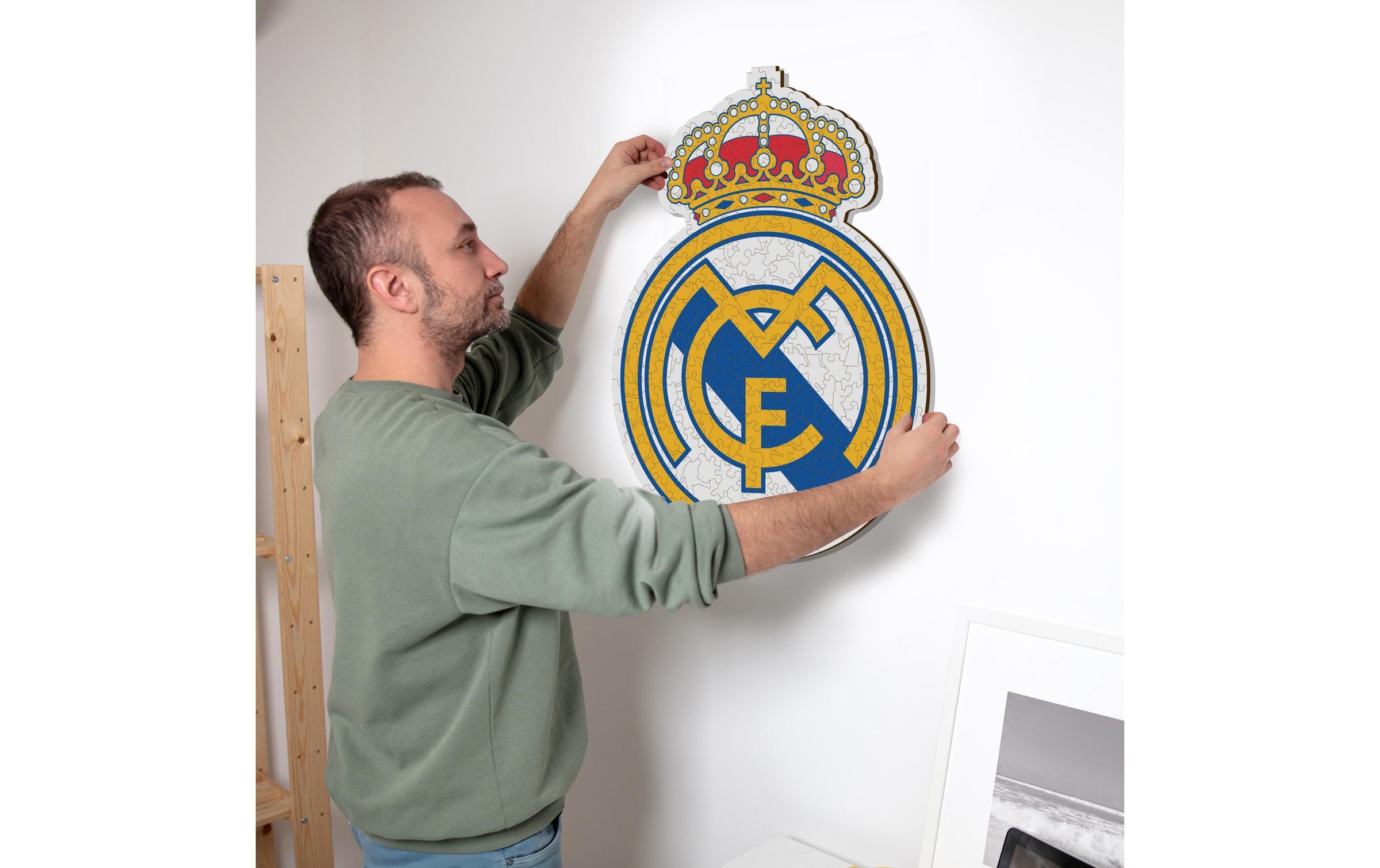 Puzzle »Iconic Puzzle AC Real Madrid – Logo«, (270 tlg.)
