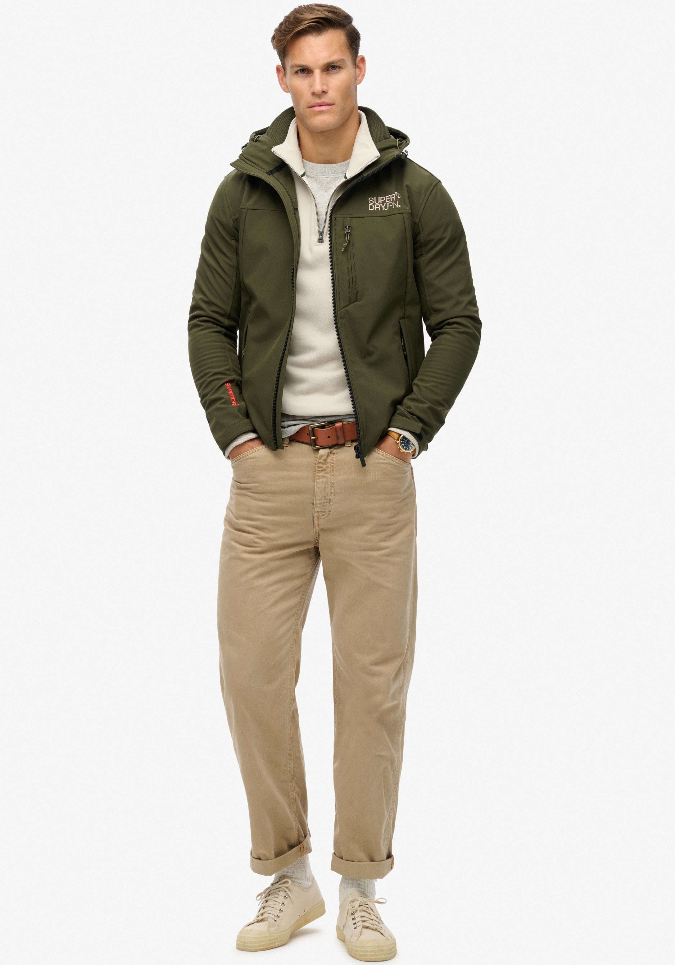 Superdry Outdoorjacke »HOODED SOFT SHELL TREKKER JKT«, mit Kapuze