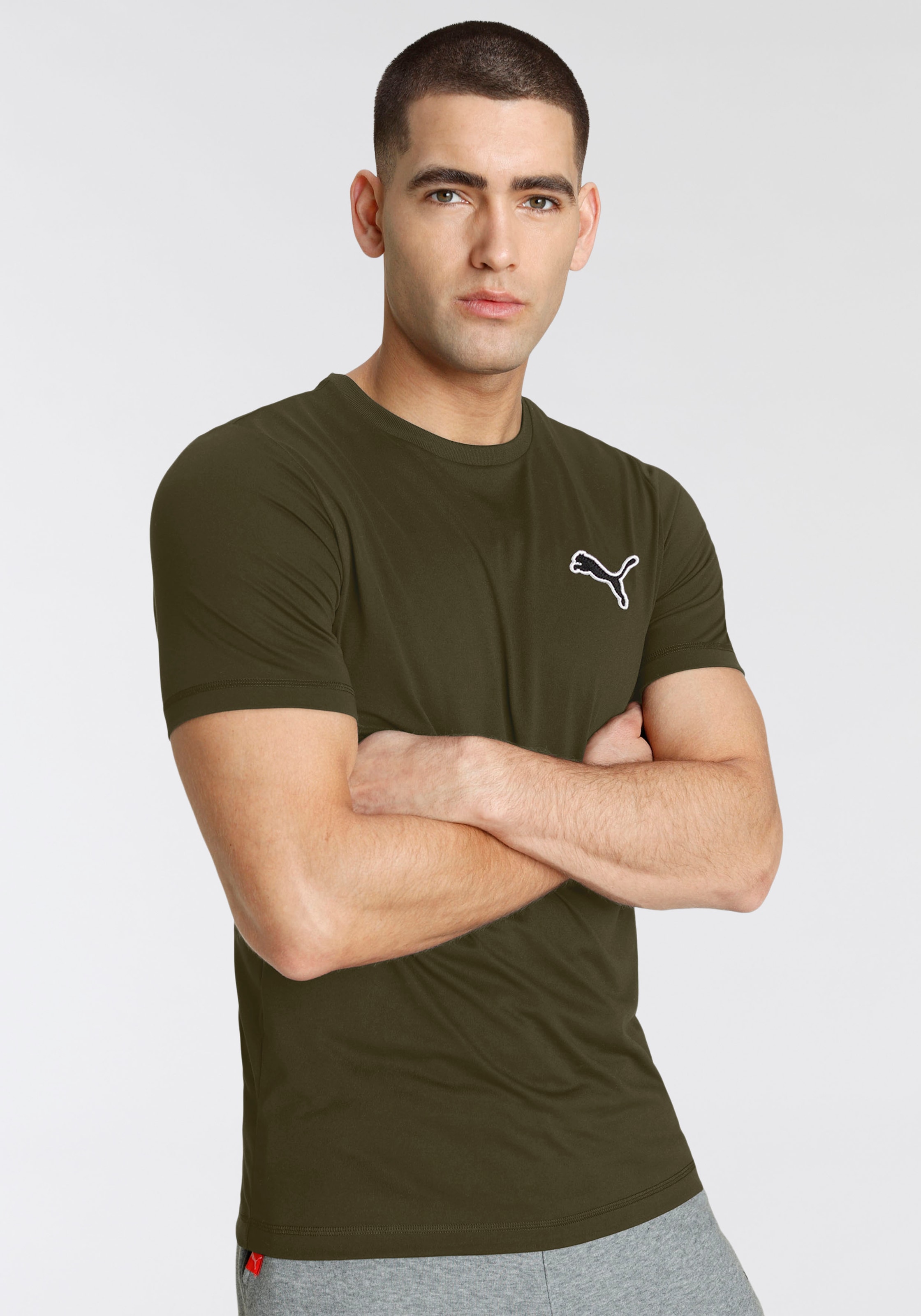 PUMA T-Shirt »BETTER ESSENTIALS TEE« Rundhalsausschnitt, Kurzarmdesign, mit Print-Applikation