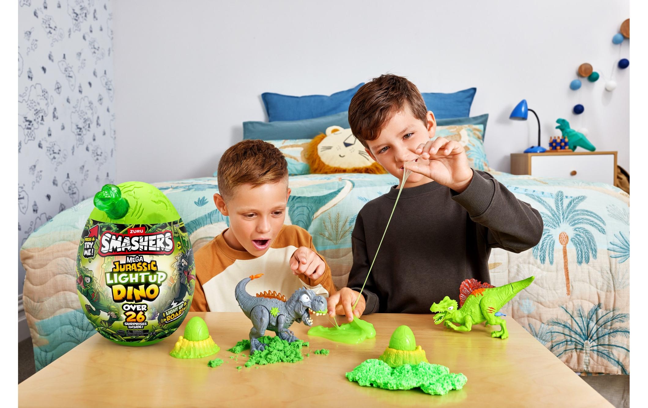 ZURU Spielfigur »Smashers Mega Jurassic Light up Dino assortiert«