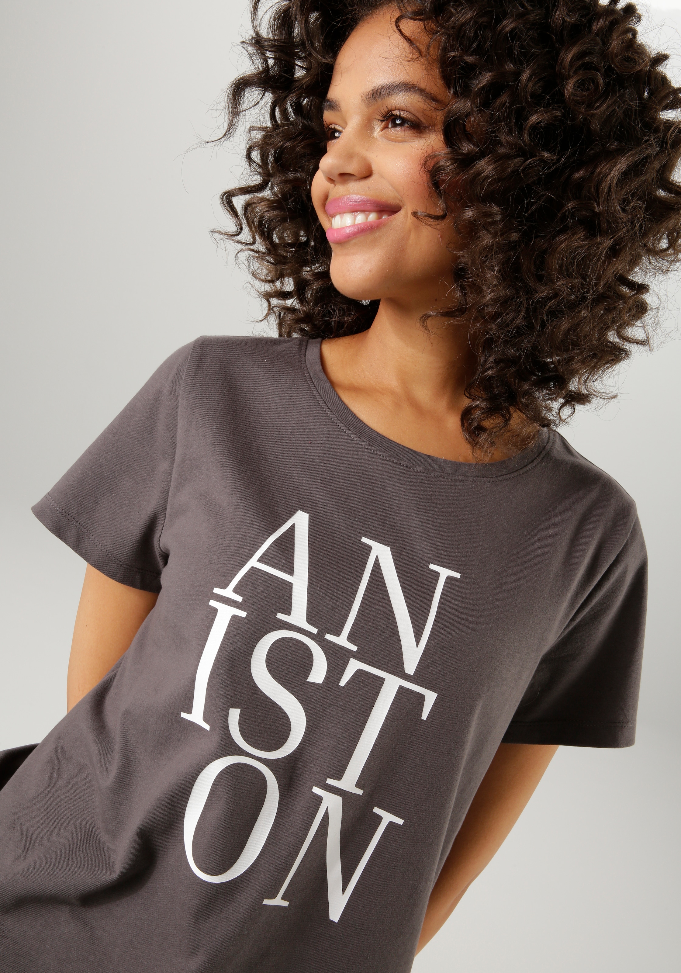 Aniston CASUAL T-Shirt, mit ANISTON-Schriftzug