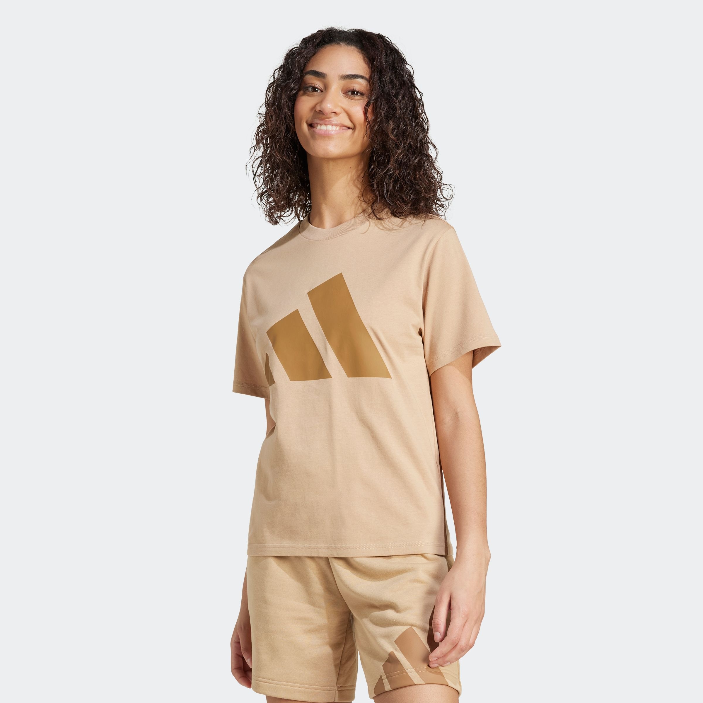adidas Sportswear T-Shirt »W BL SJ T« sportlicher Stil, Rundhalsausschnitt, aus Baumwolljersey