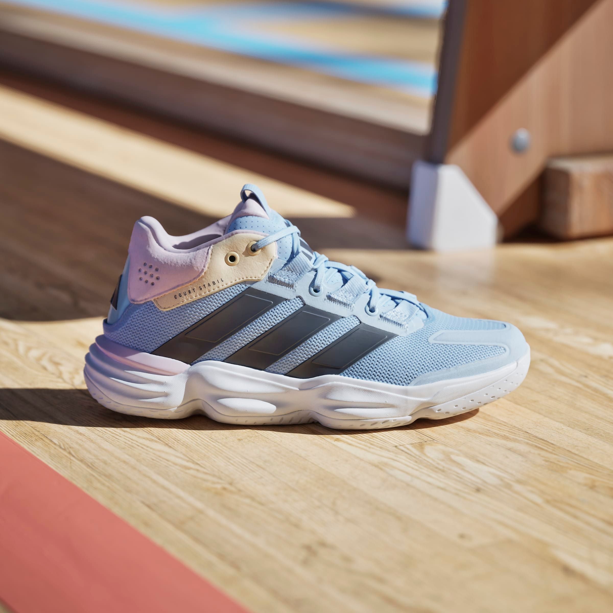 adidas Performance Handballschuh »COURT STABIL HALLENSCHUH«, besonders geeignet für Handball und Volleyball