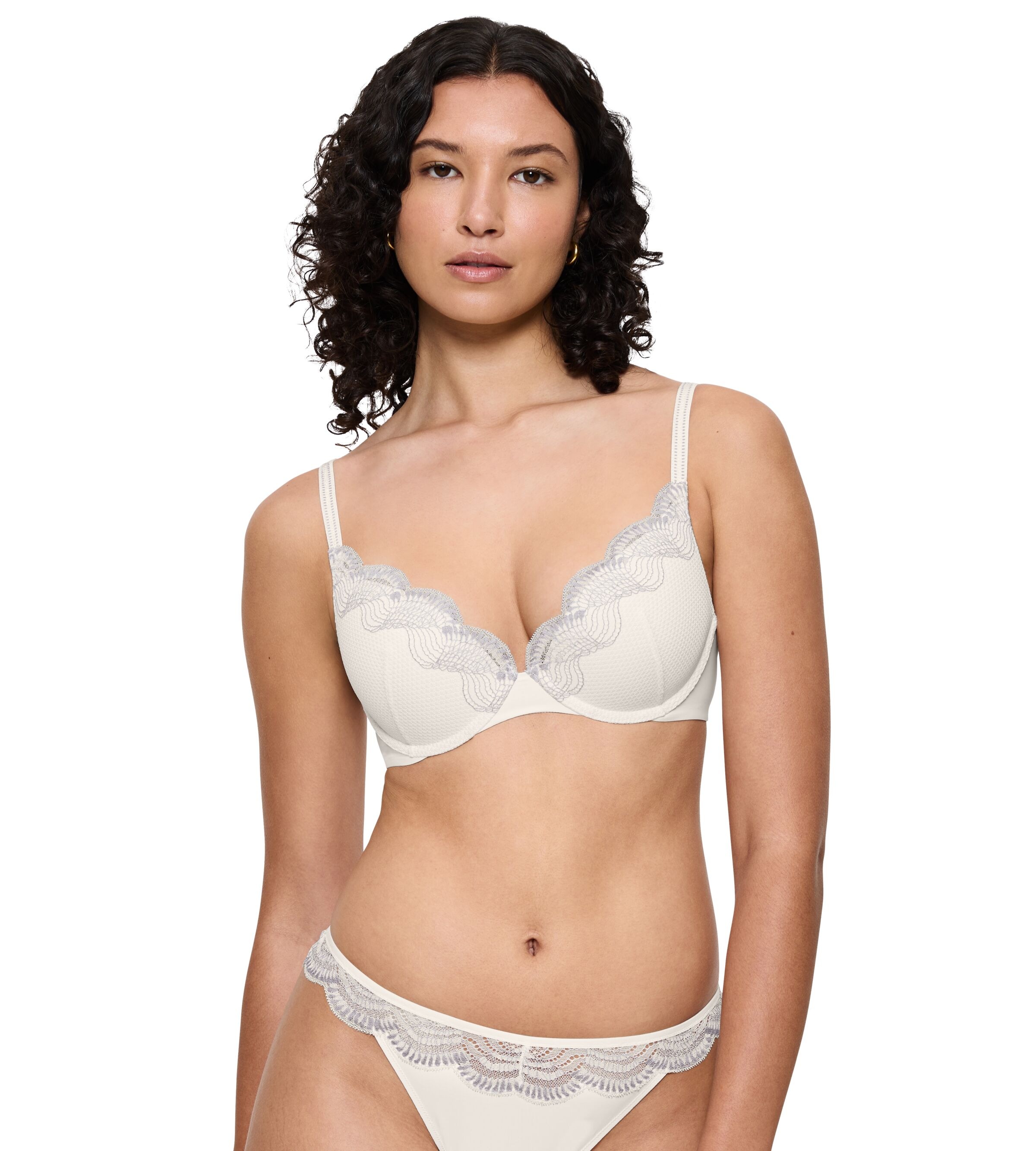 Triumph Push-up-BH »Comfort Glam WHU« mit Komfortbügel und zweifarbiger Spitze
