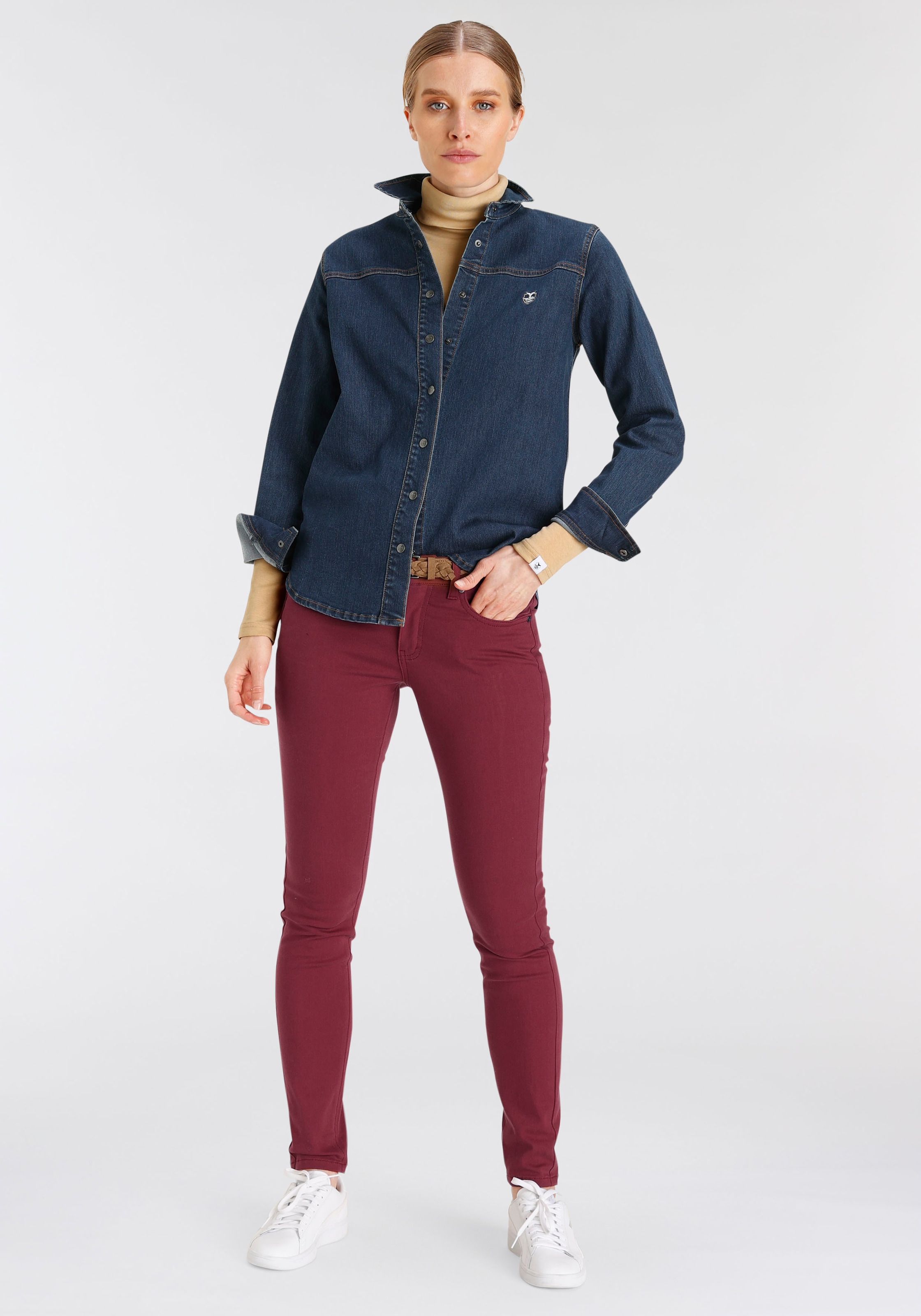 DELMAO Jeansbluse, mit kleinem der Jelmoli-Versand MARKE! | Brust - kaufen NEUE online auf Logo-Print
