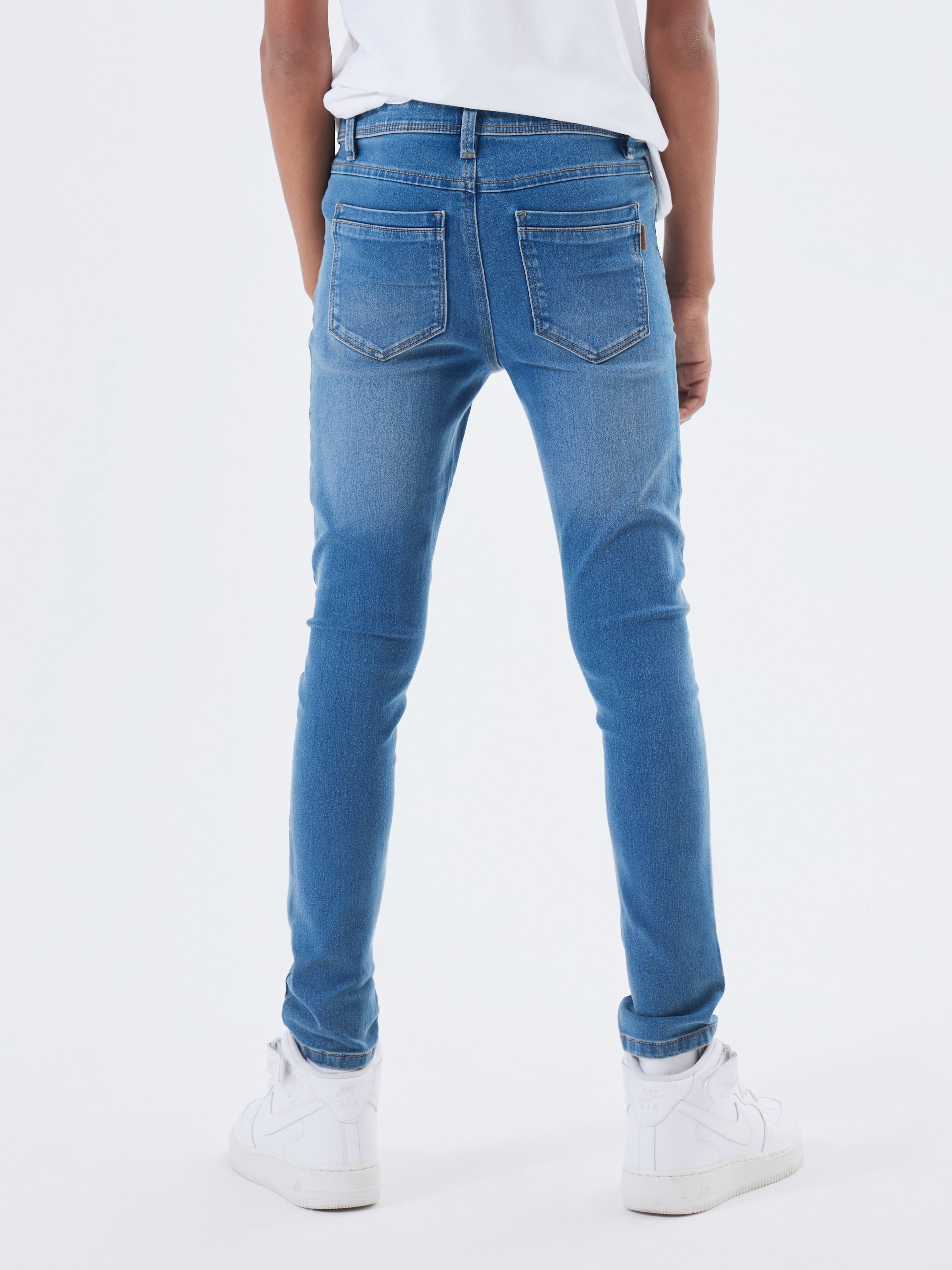 Name It Stretch-Jeans »NKMSILAS für Jungen mit verstellbarem Bund und schlanker Form« slim fit, Denim, Abriebeffekte, angesetztes Bündchen