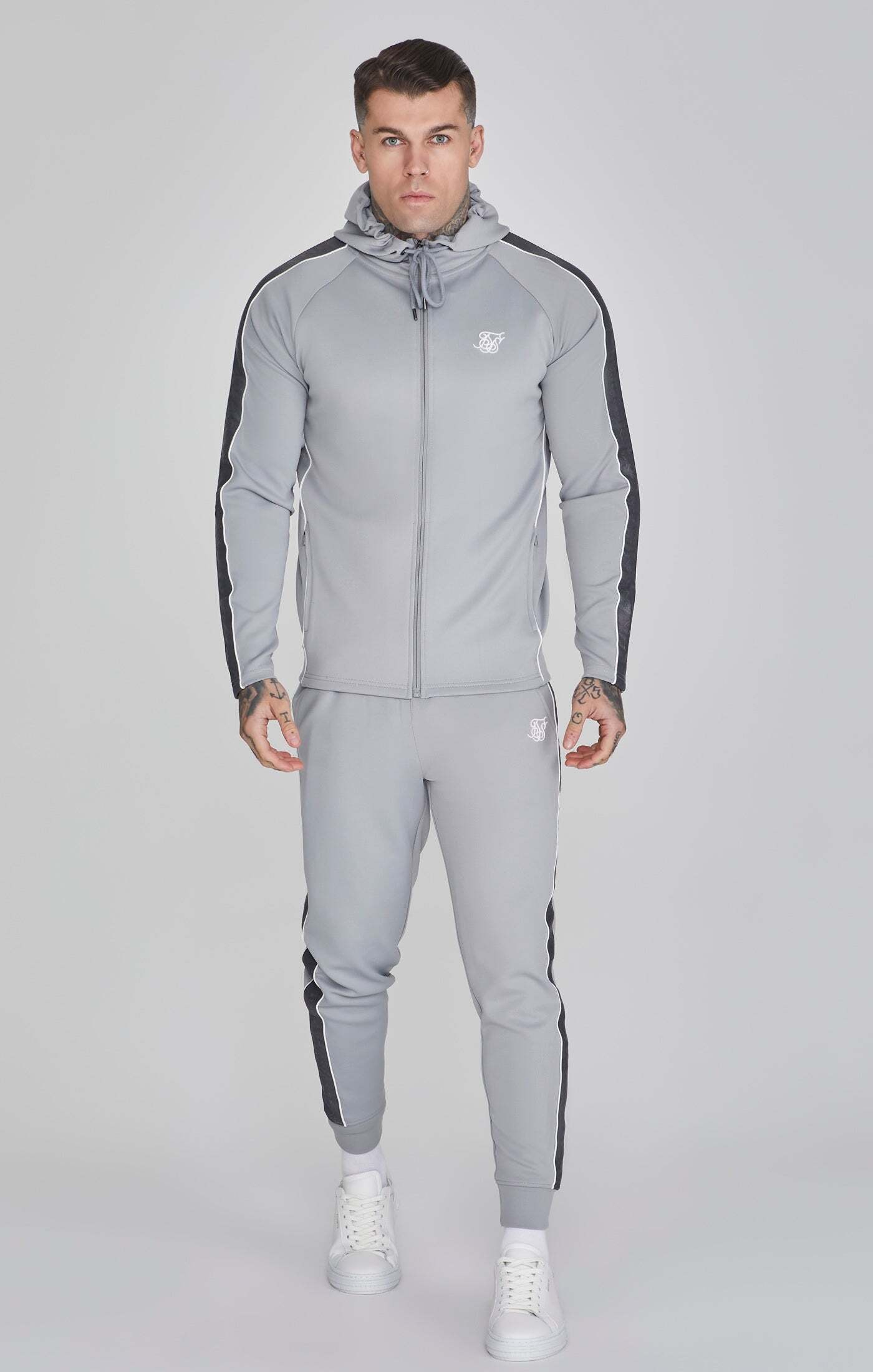 Loungeanzug »Siksilk Kleidungsset Hoodie and Joggers Set«