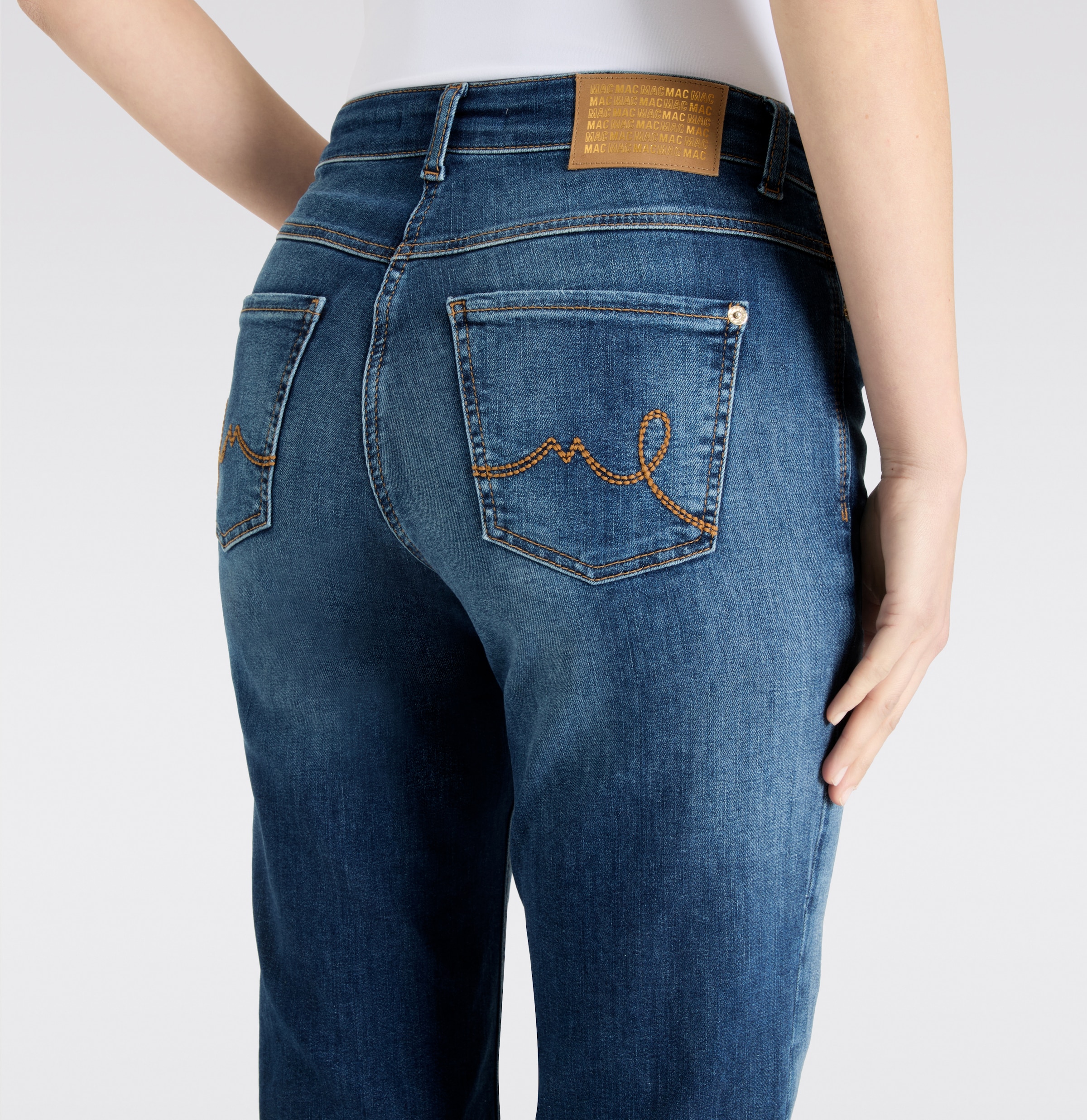 MAC Bootcut-Jeans »LAURA«, im Five-Pocket Style