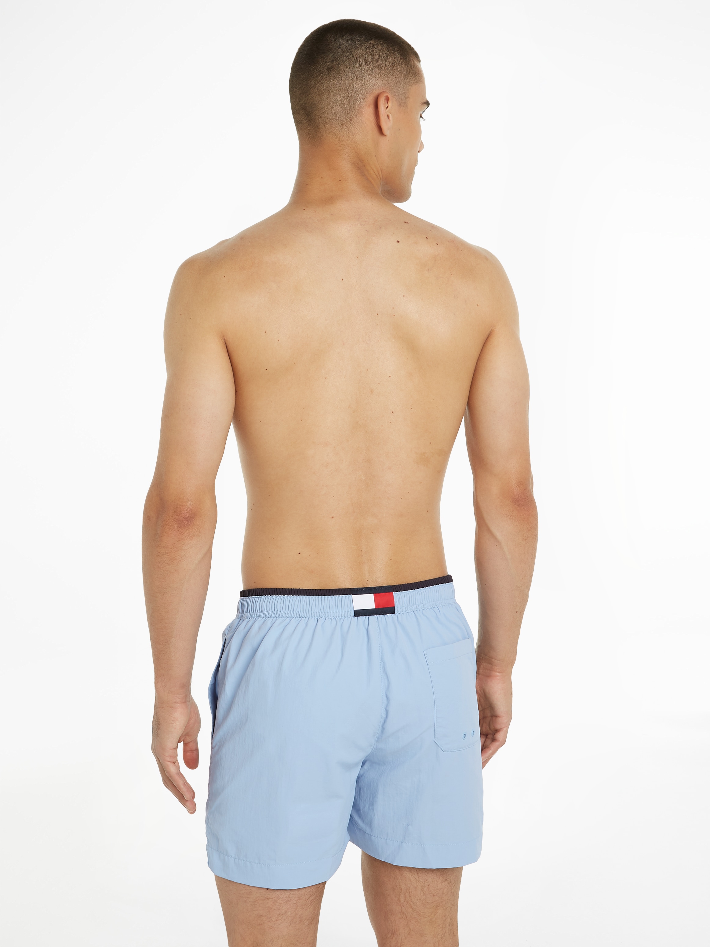 Tommy Hilfiger Swimwear Badeshorts »MEDIUM DRAWSTRING«, mit Brandlabel auf dem Bund